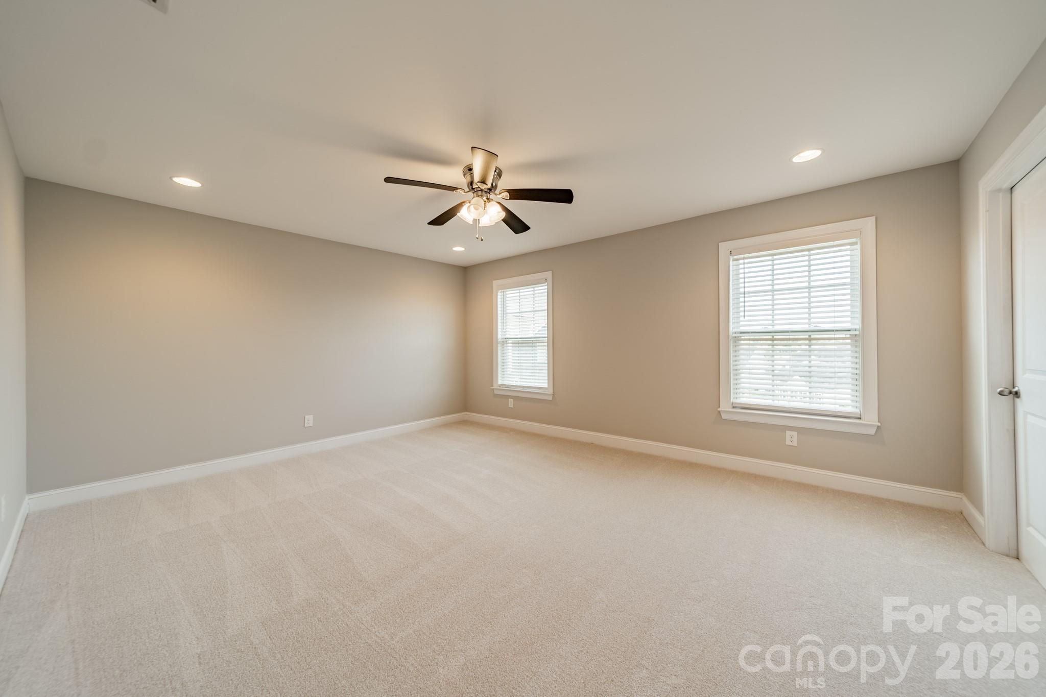 208 Canoe Pole Lane Property Photo 31