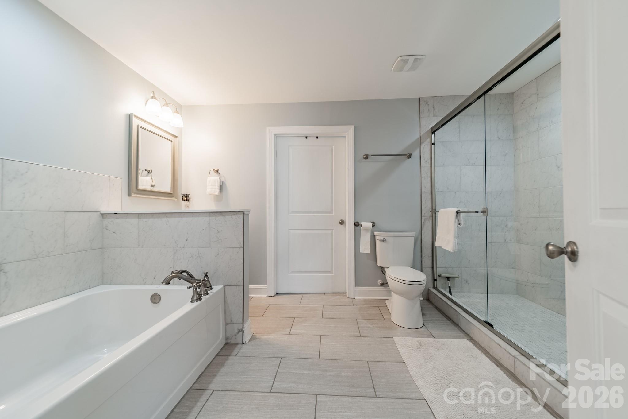 208 Canoe Pole Lane Property Photo 42