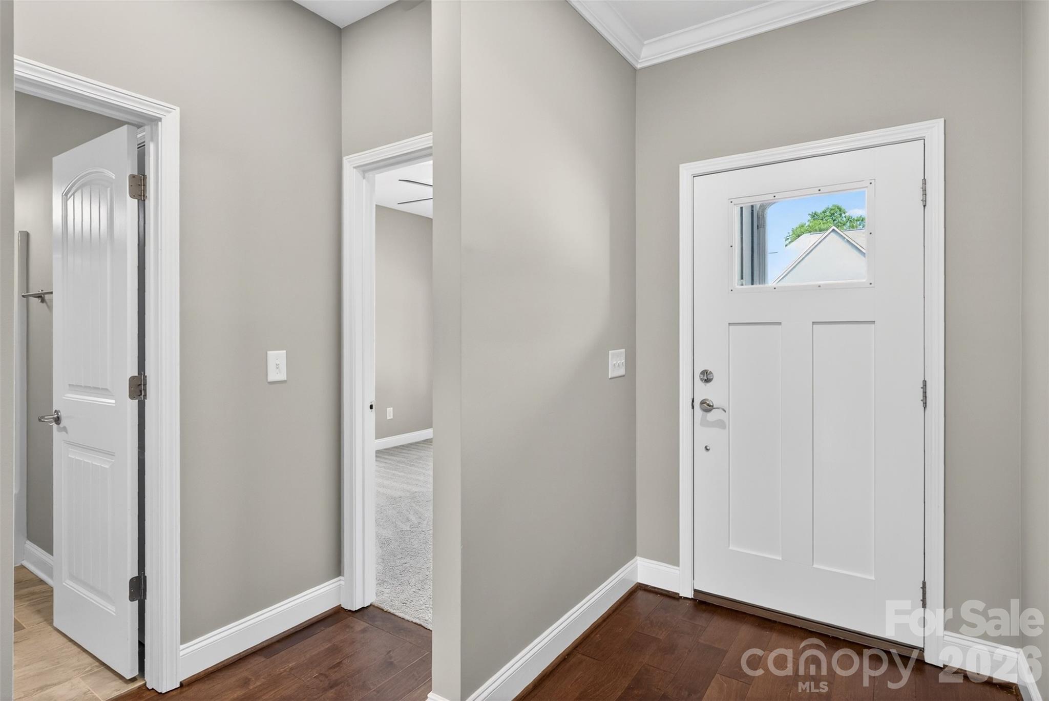 415 S Pendernale Drive Property Photo 6
