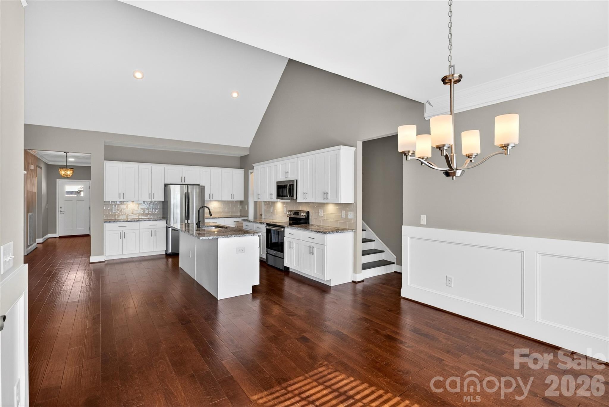 415 S Pendernale Drive Property Photo 15