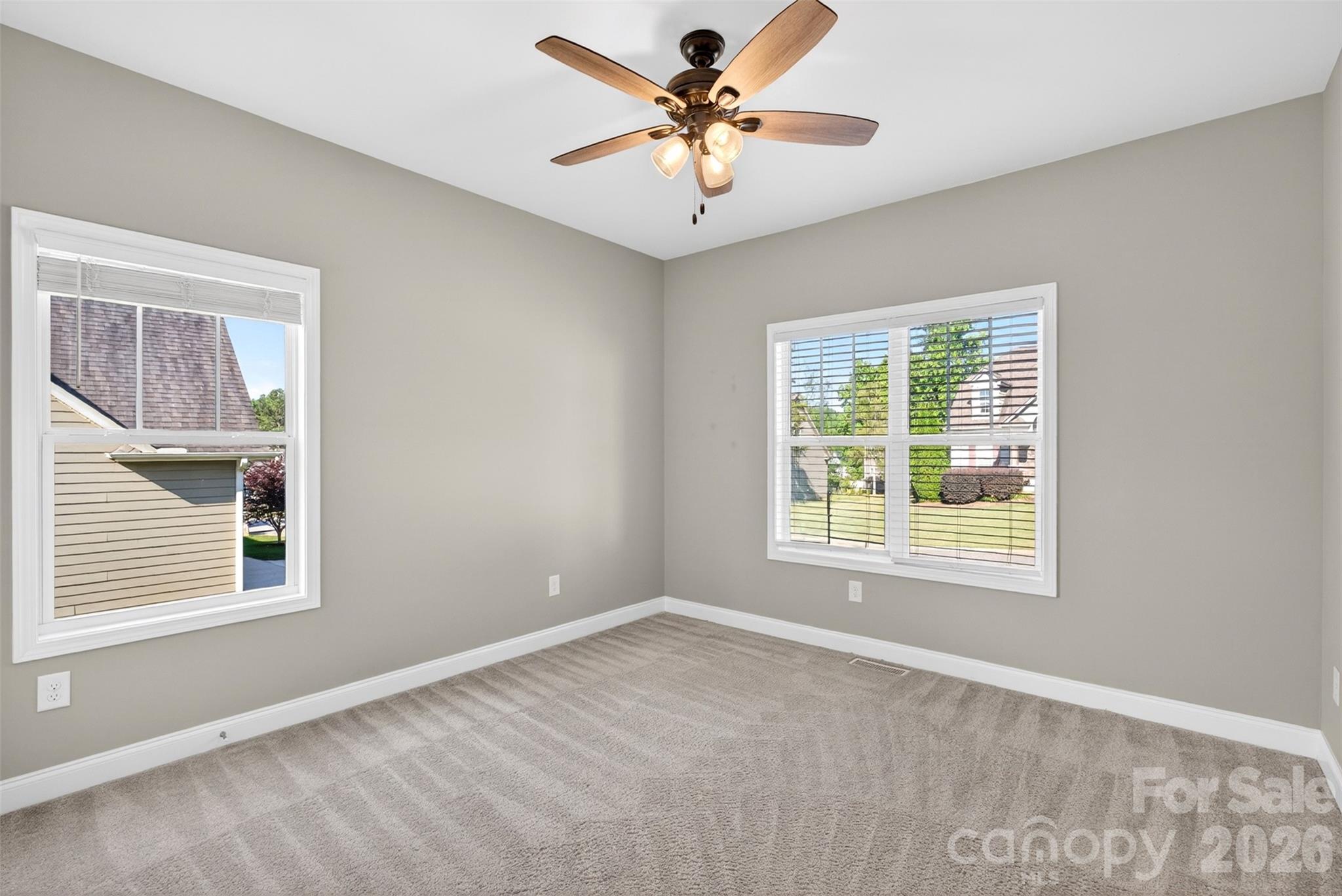 415 S Pendernale Drive Property Photo 16