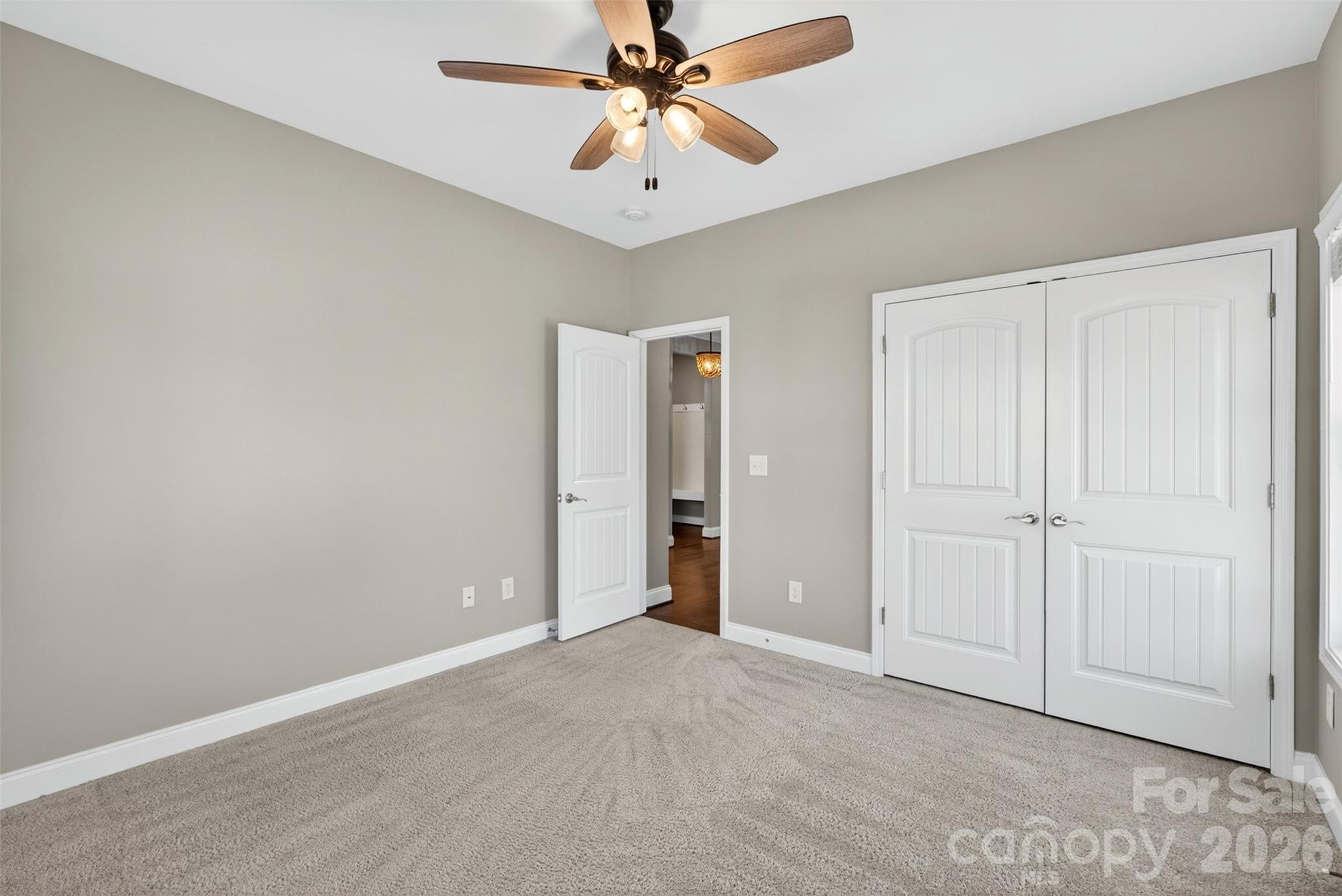 415 S Pendernale Drive Property Photo 17