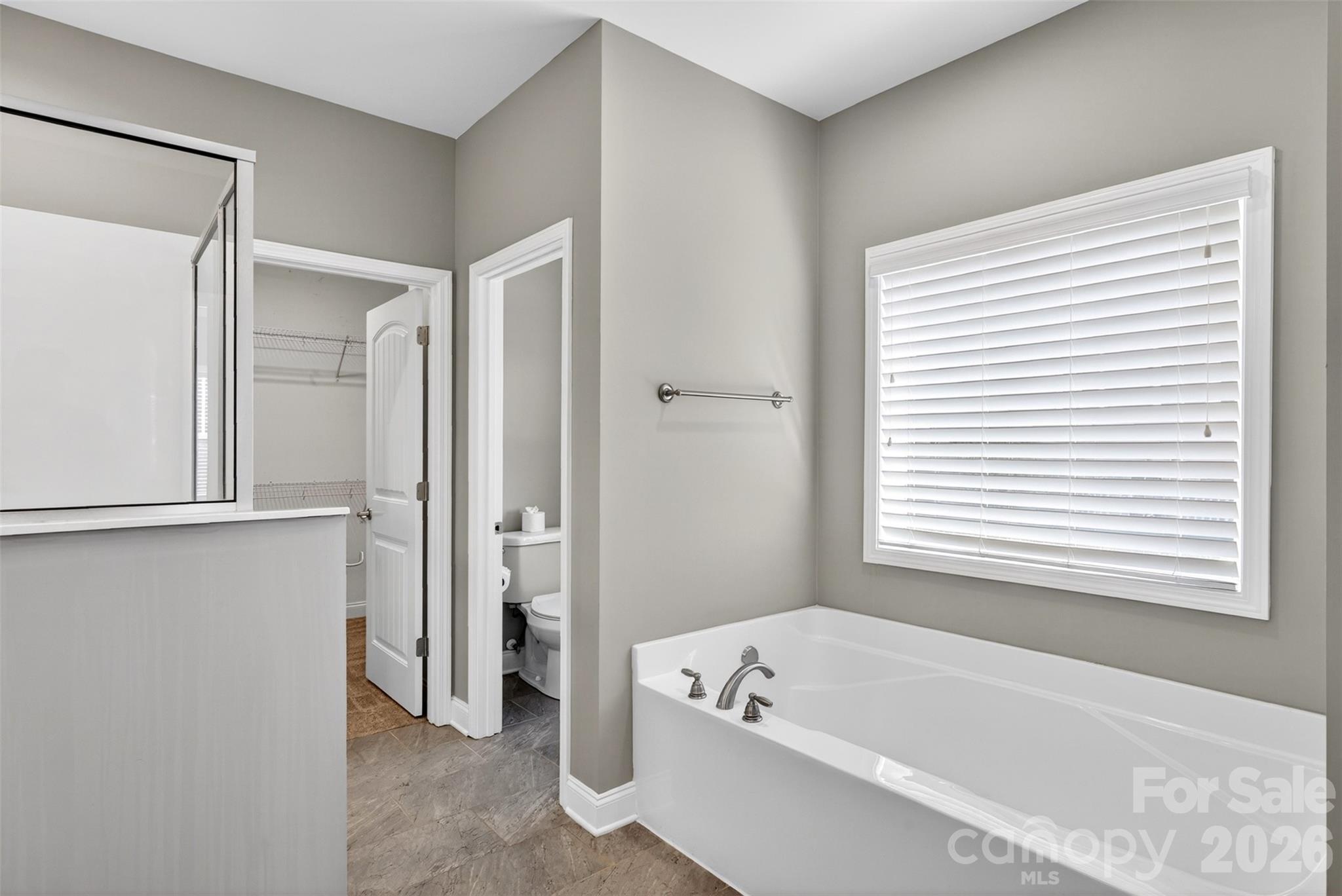 415 S Pendernale Drive Property Photo 23