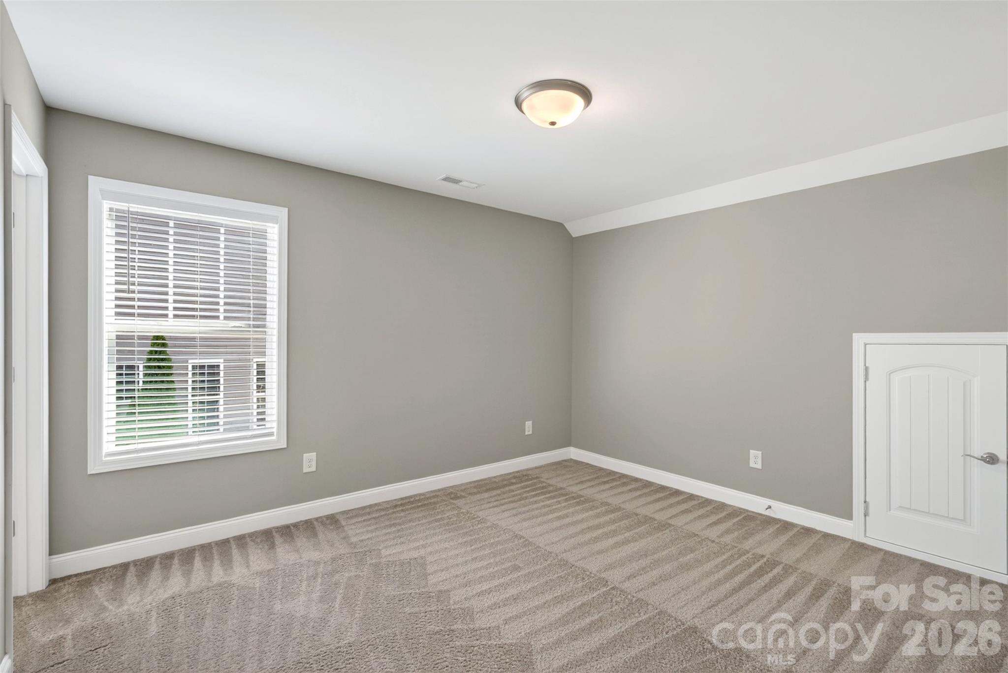 415 S Pendernale Drive Property Photo 28