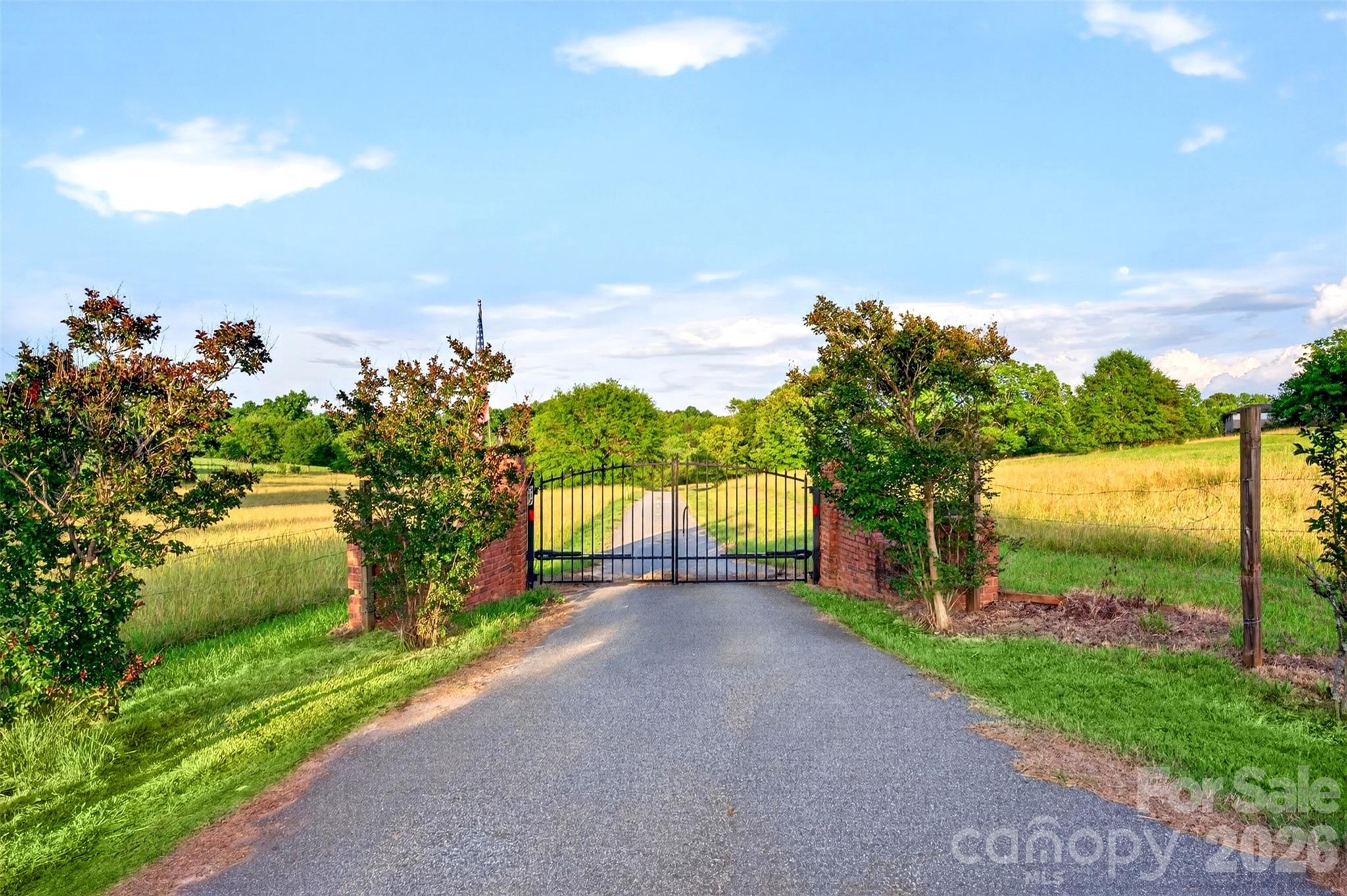 502 Hickory Hollow Road Property Photo 37