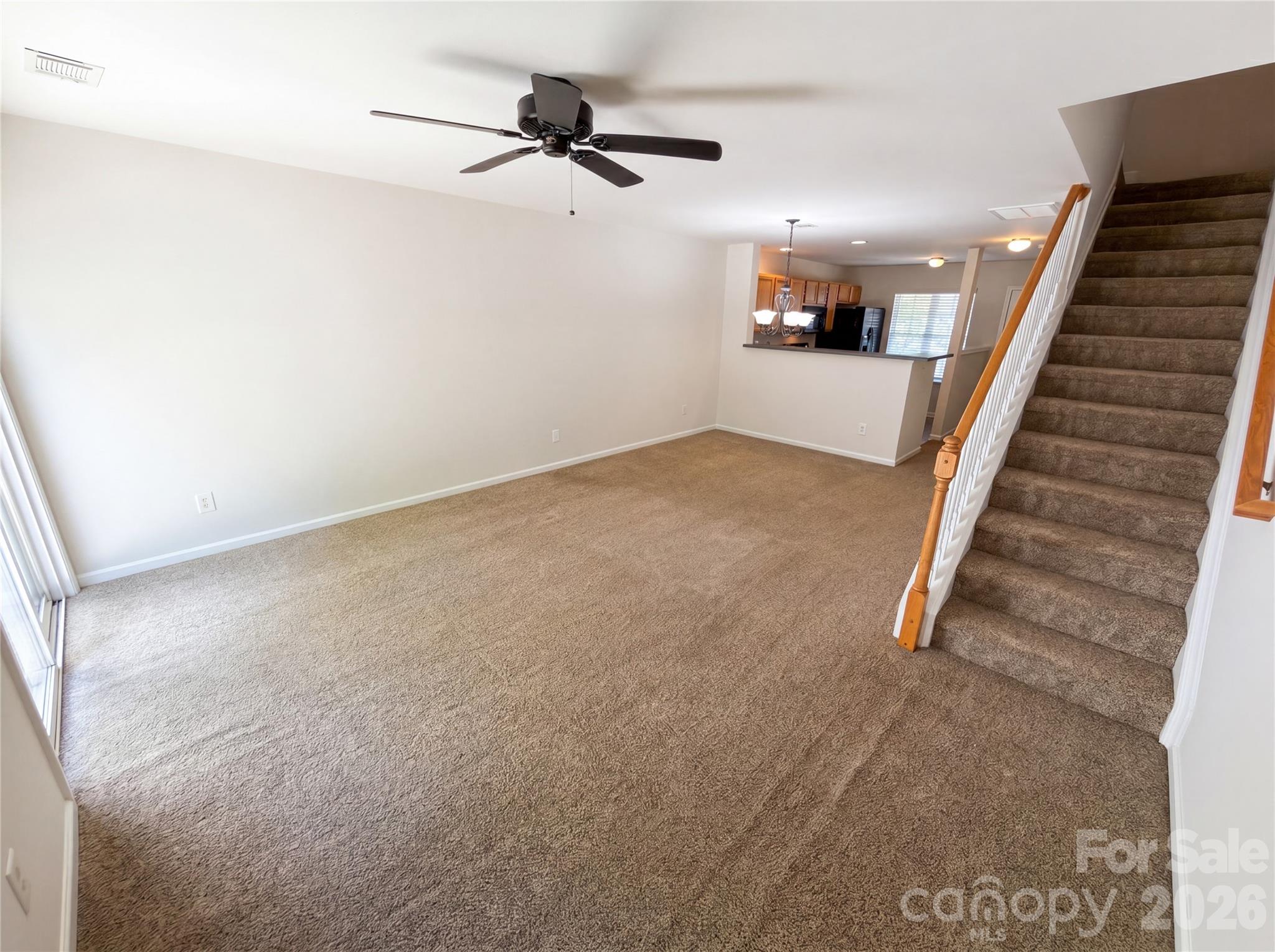 7395 Sun Dance Drive Property Photo 8