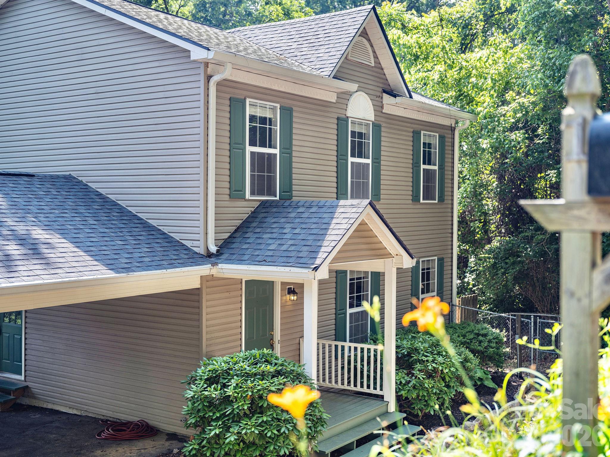 1 Pickwick Road Property Photo 1