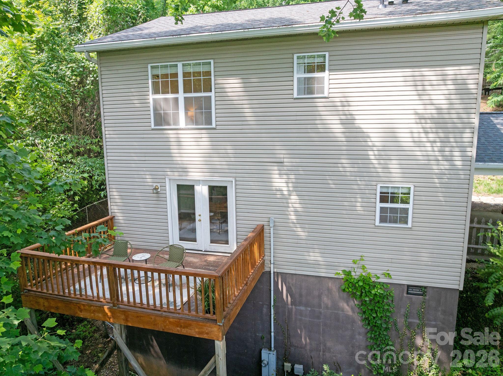 1 Pickwick Road Property Photo 29