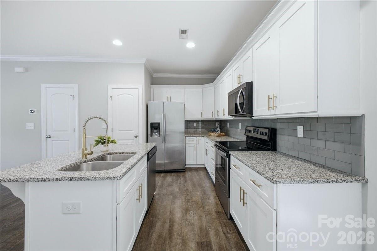 1148 Almerton Drive Property Photo 10