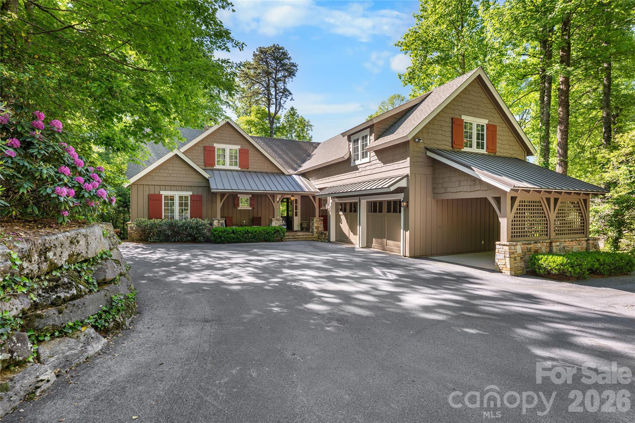 1585 Cold Mountain Road Property Photo 1