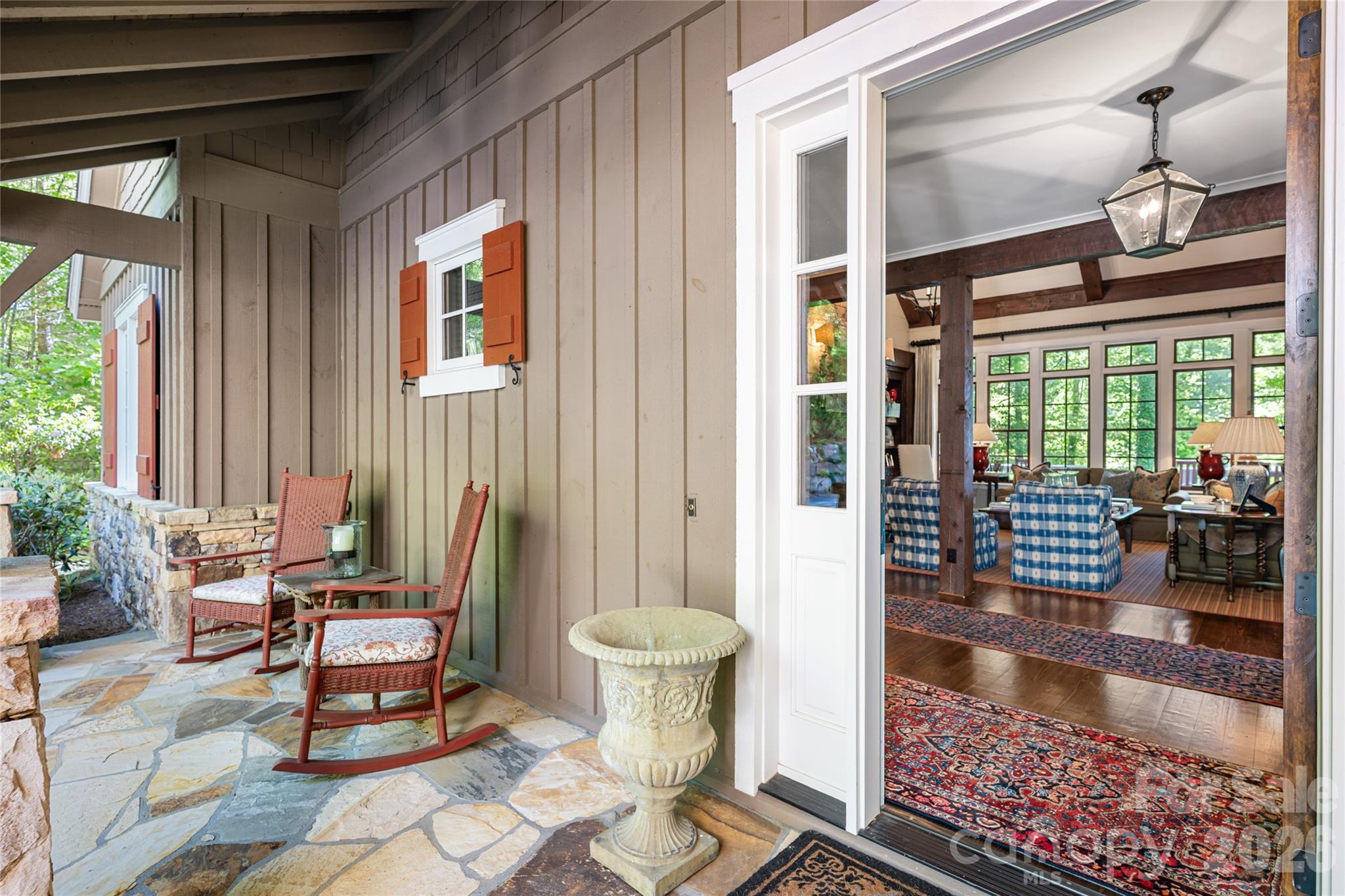 1585 Cold Mountain Road Property Photo 3