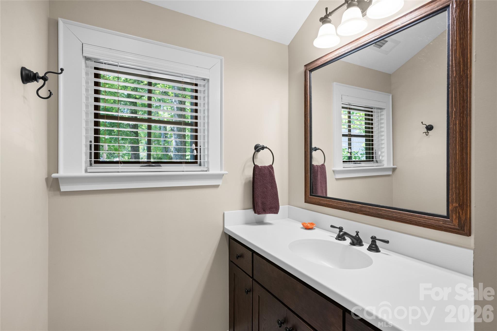 1585 Cold Mountain Road Property Photo 33