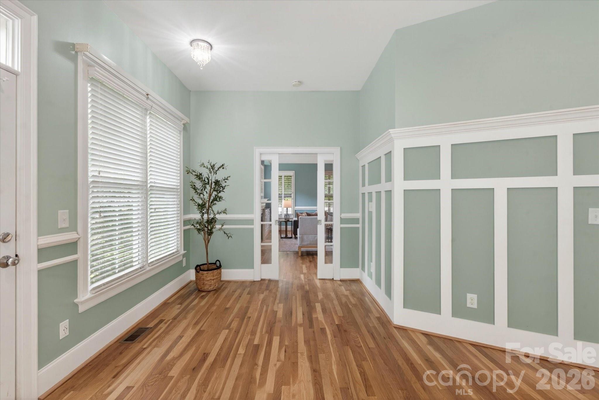 5752 Morris Hunt Drive Property Photo 18