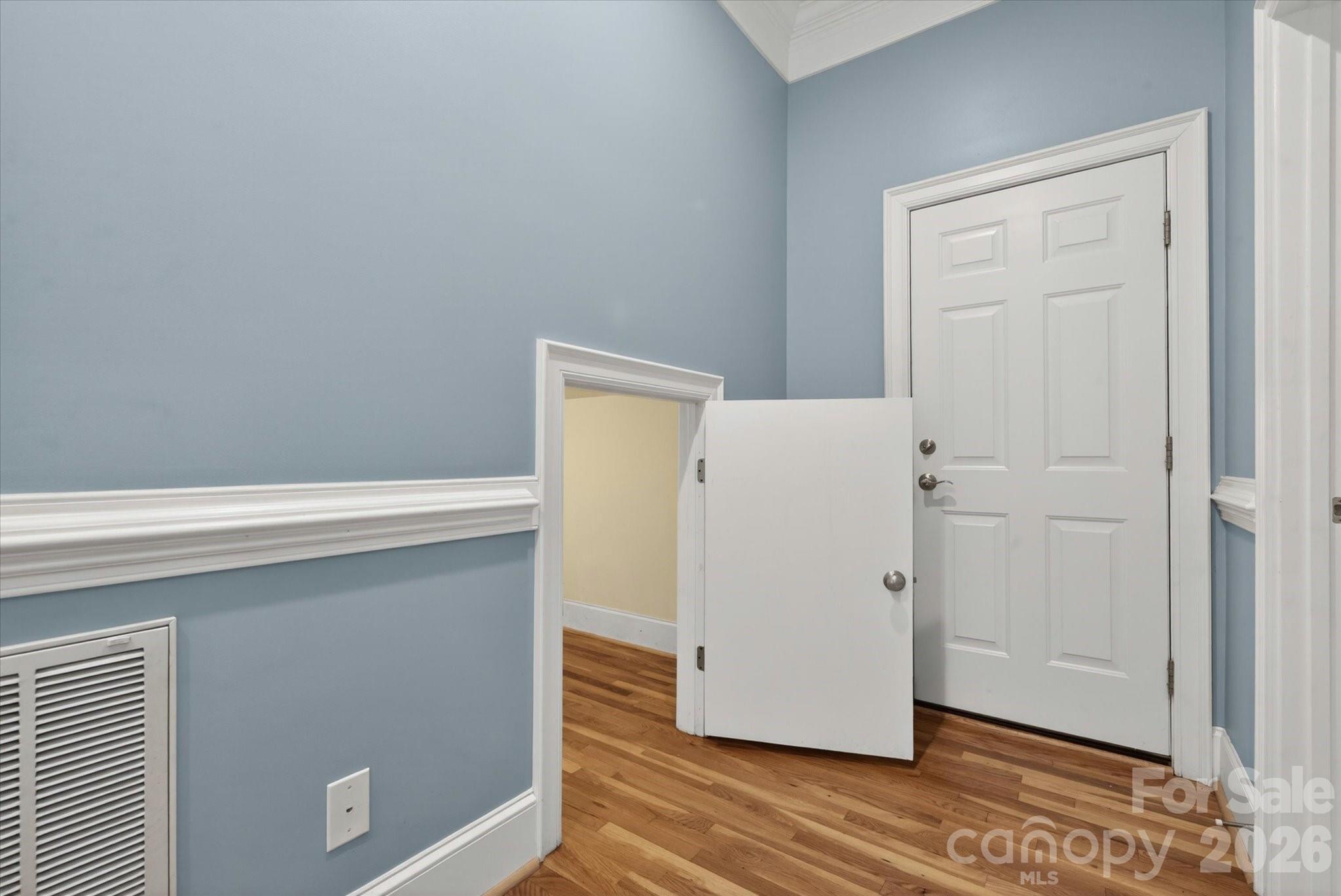 5752 Morris Hunt Drive Property Photo 23