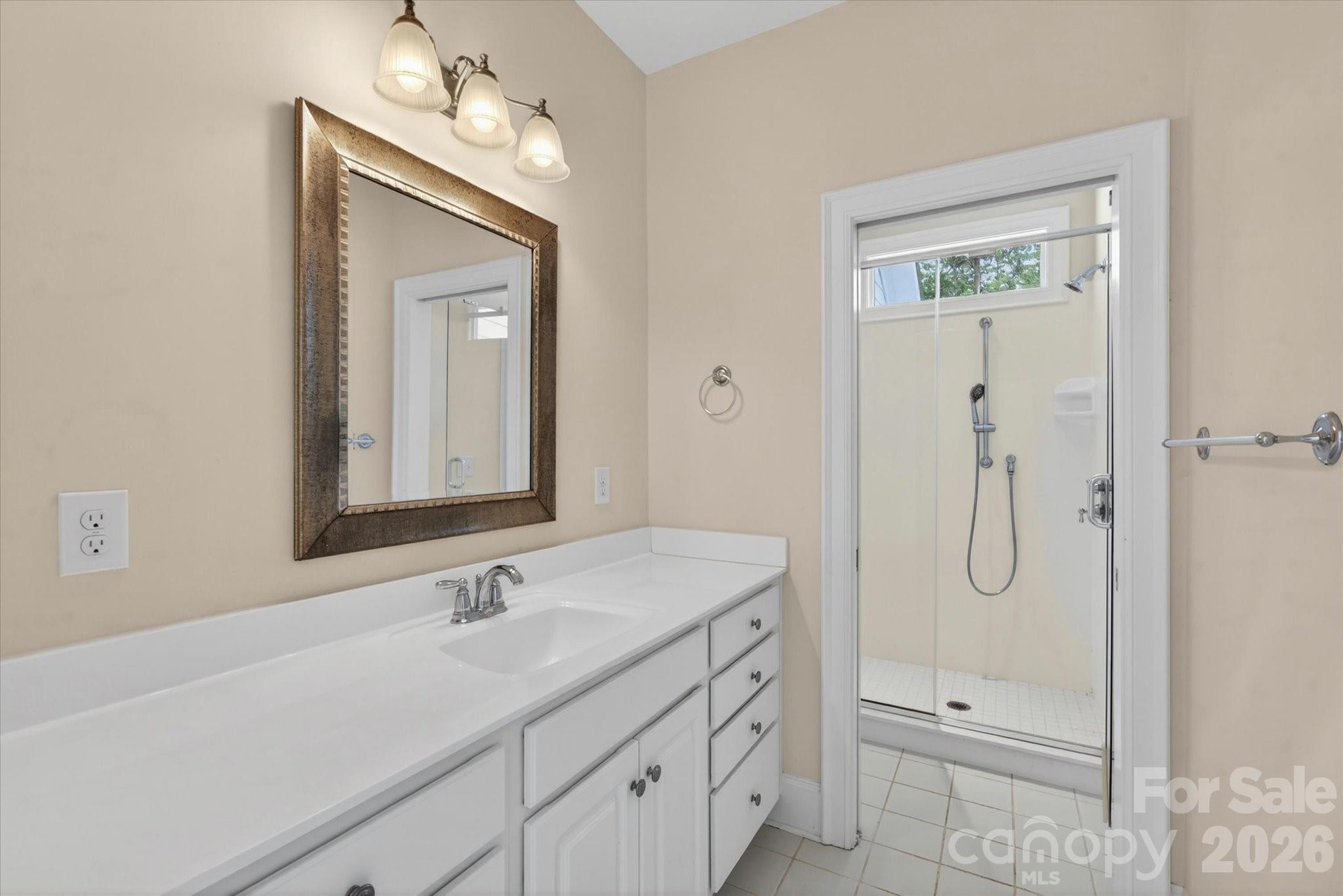 5752 Morris Hunt Drive Property Photo 28