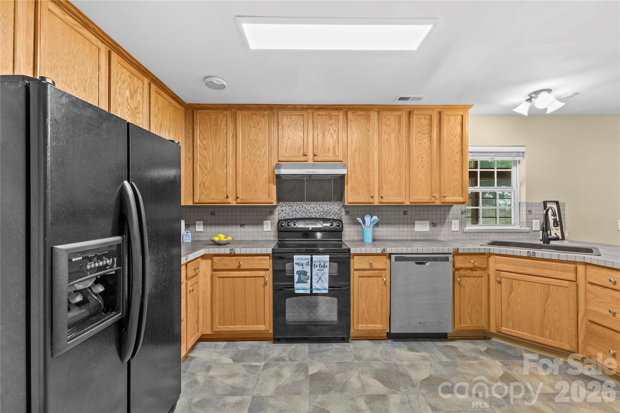 8119 Poplar Grove Circle Property Photo 14