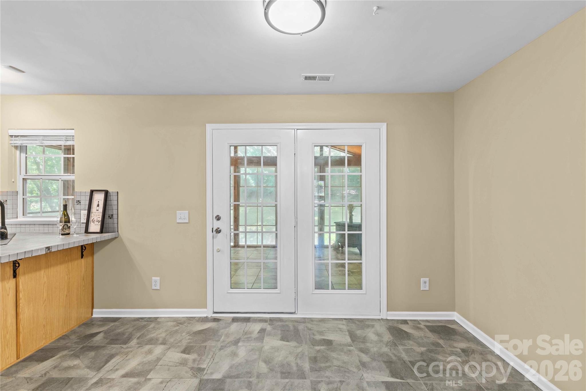 8119 Poplar Grove Circle Property Photo 16