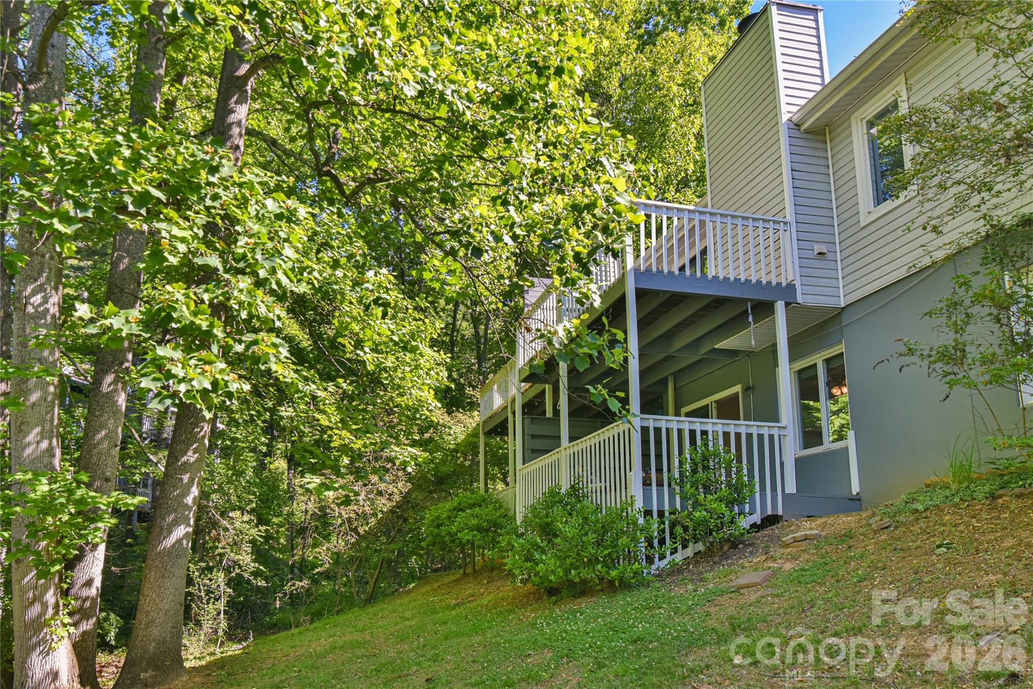 63 Hollybrook Drive Property Photo 1
