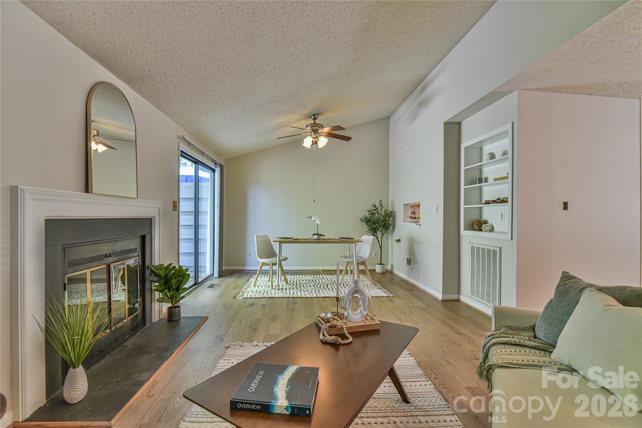 63 Hollybrook Drive Property Photo 3