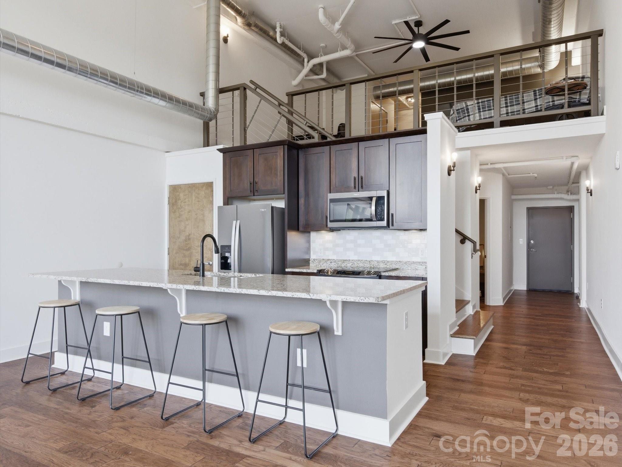 715 N Graham Street 502 Property Photo 10