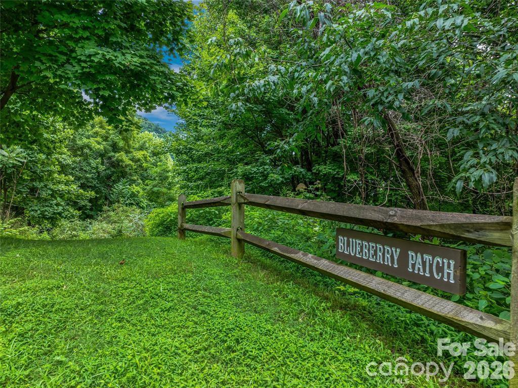 9999 Kestrel Lane Property Photo 28
