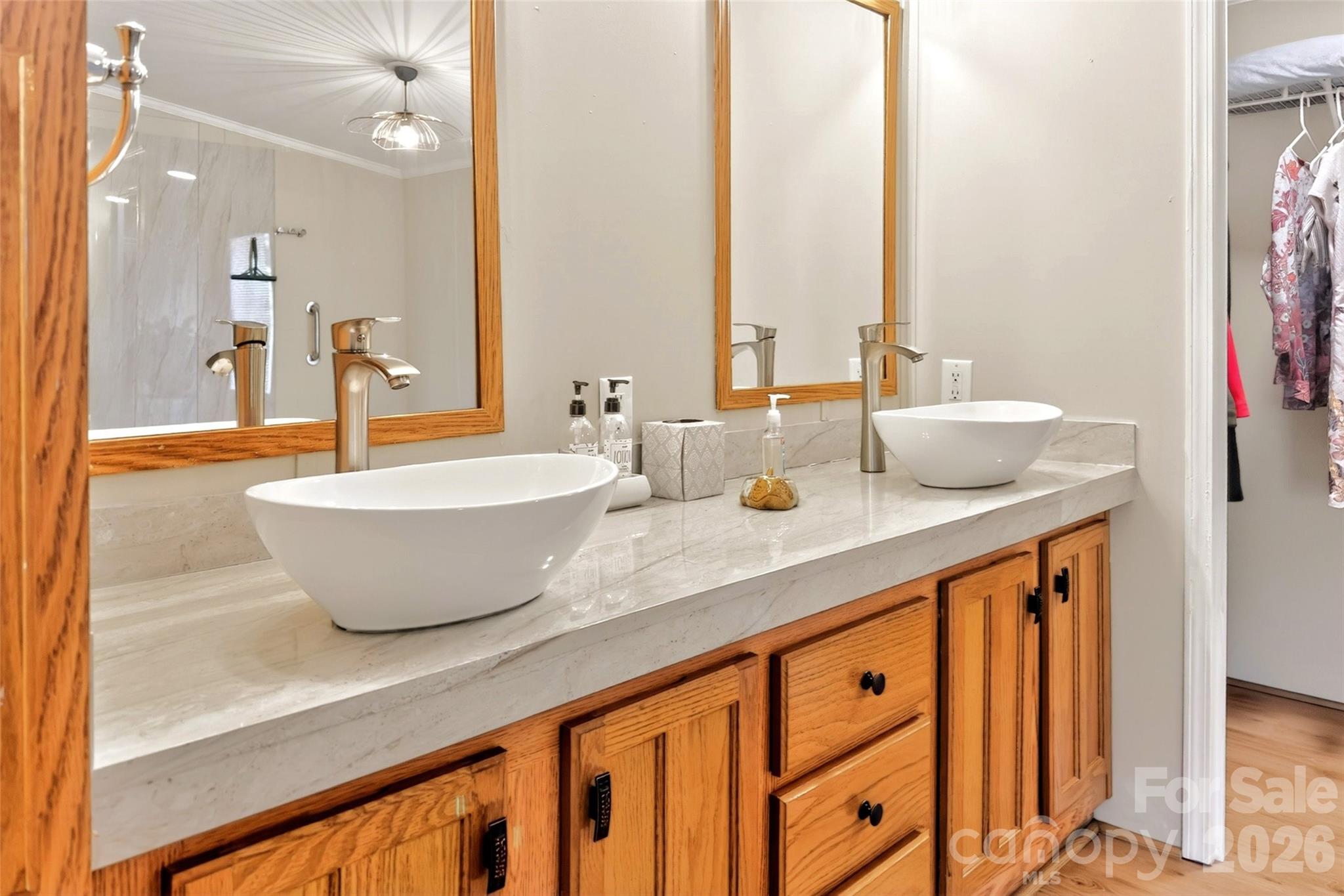298 Wolf Crossing Property Photo 27