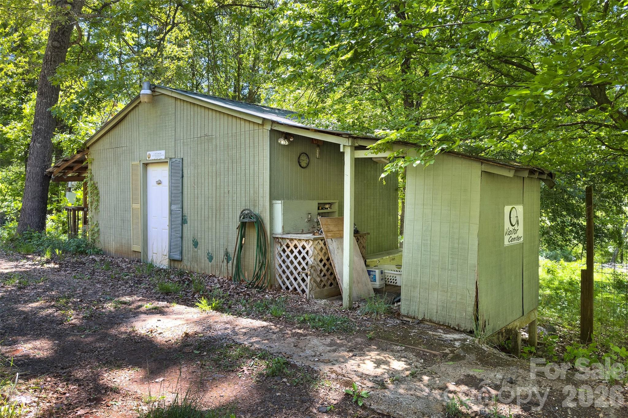 298 Wolf Crossing Property Photo 42