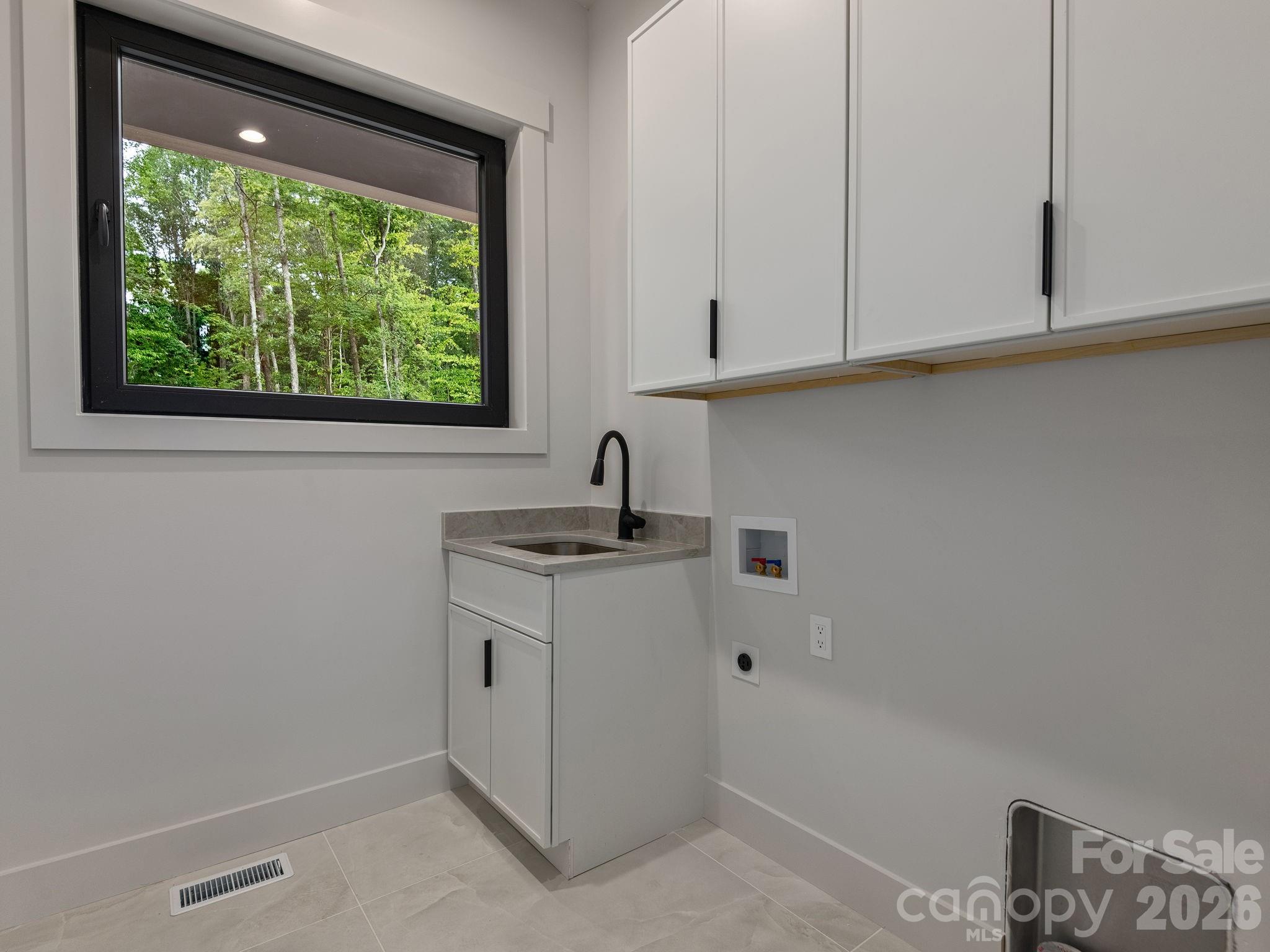 148 Reserve Way Property Photo 23