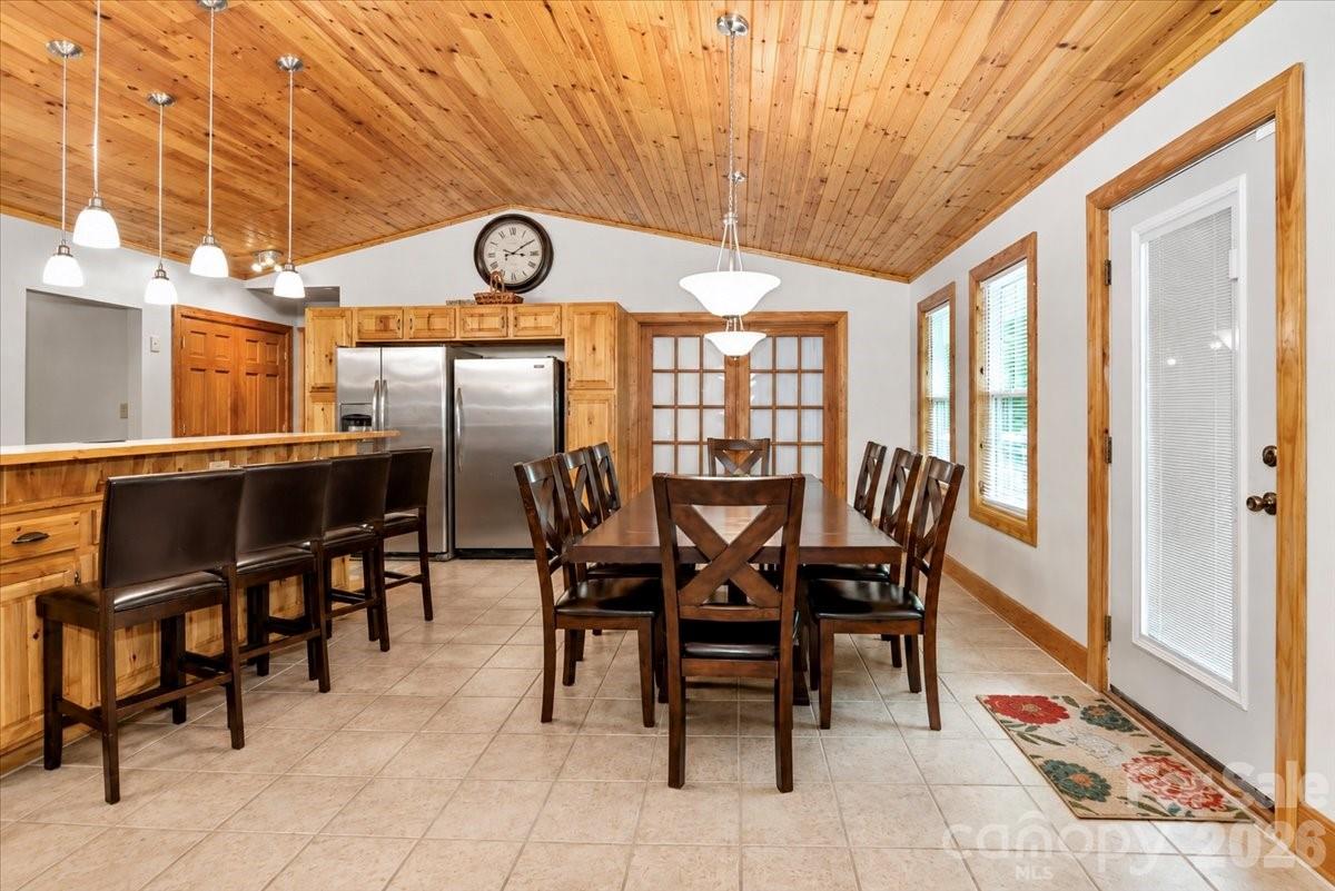 113 Tinker Place Property Photo 11