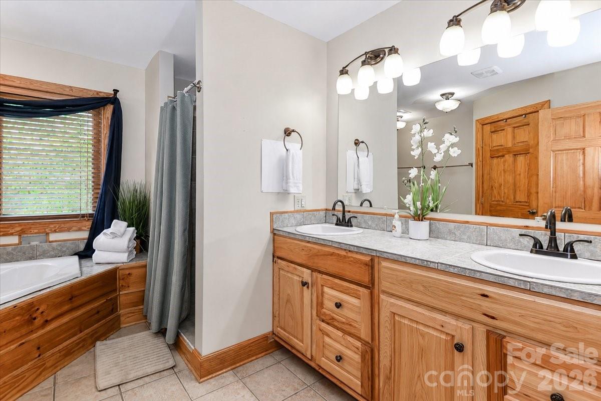 113 Tinker Place Property Photo 24