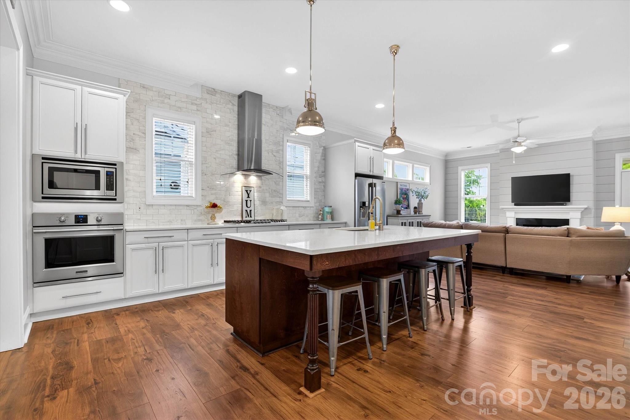 332 Sensibility Circle Property Photo 7