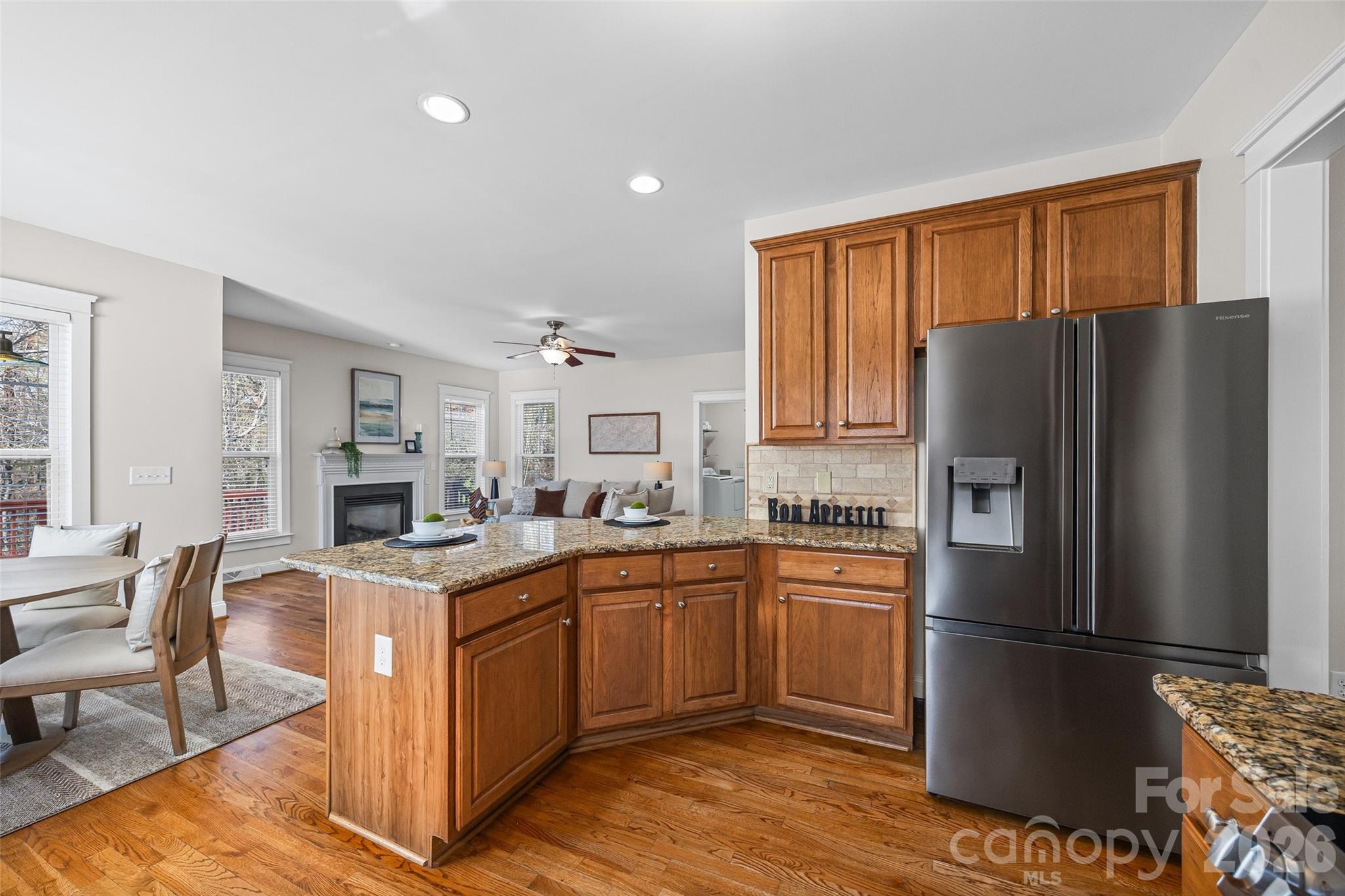 1039 Hunters Run Drive Property Photo 11