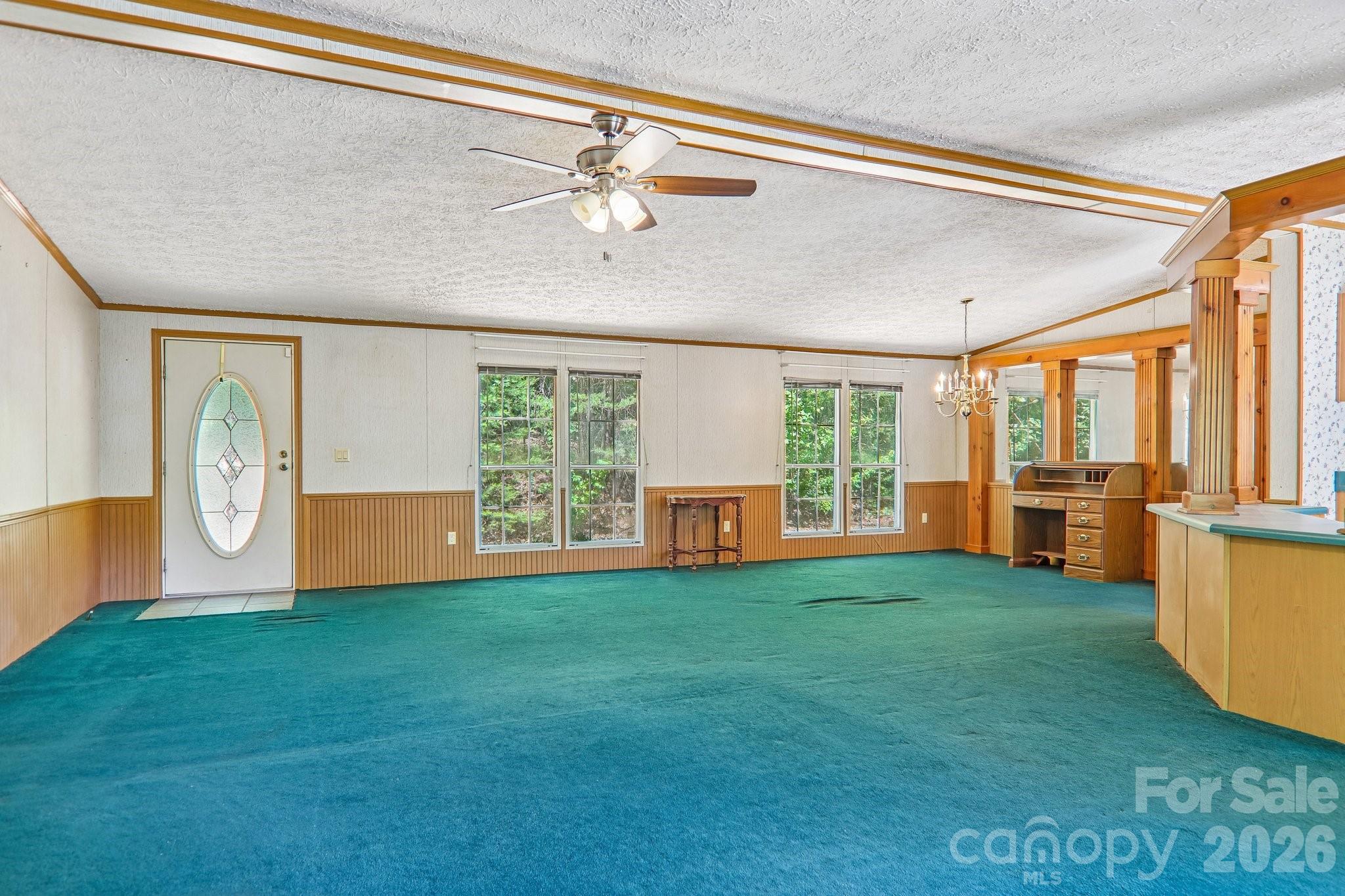 125 Cove Creek Drive Property Photo 12