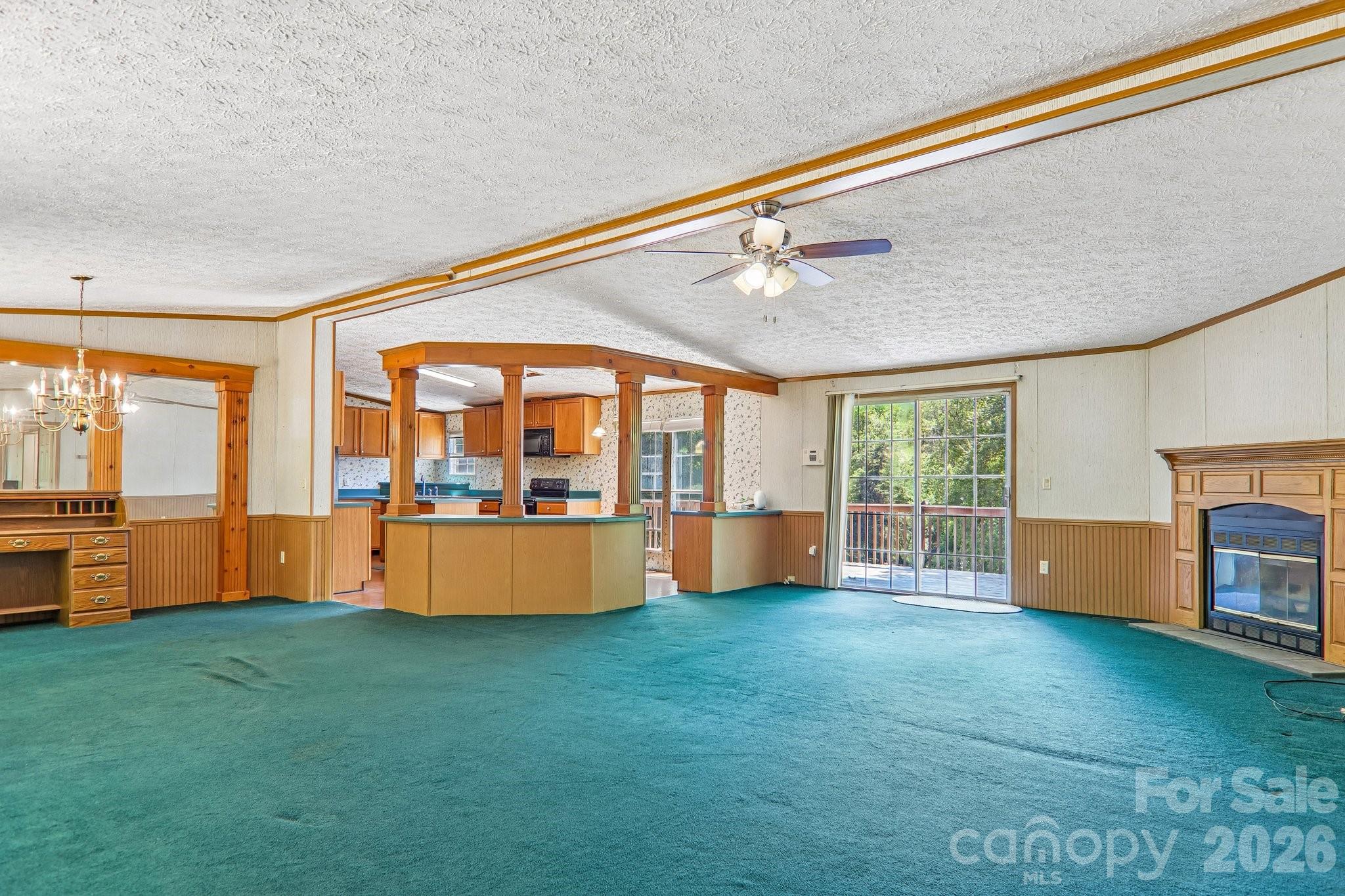 125 Cove Creek Drive Property Photo 15