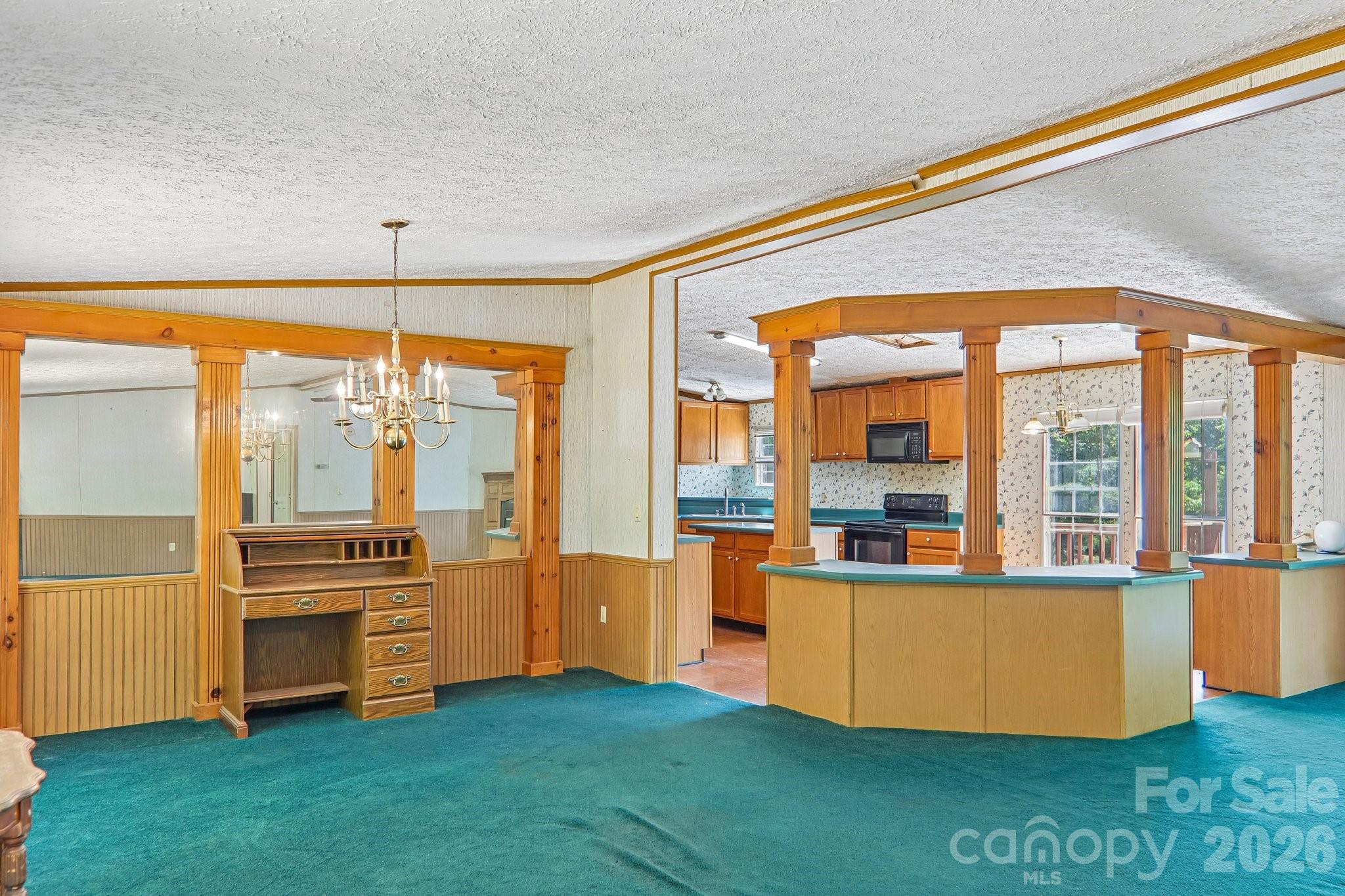 125 Cove Creek Drive Property Photo 16