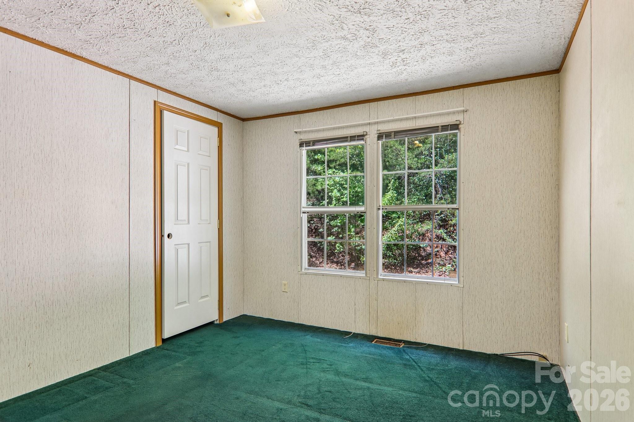 125 Cove Creek Drive Property Photo 32