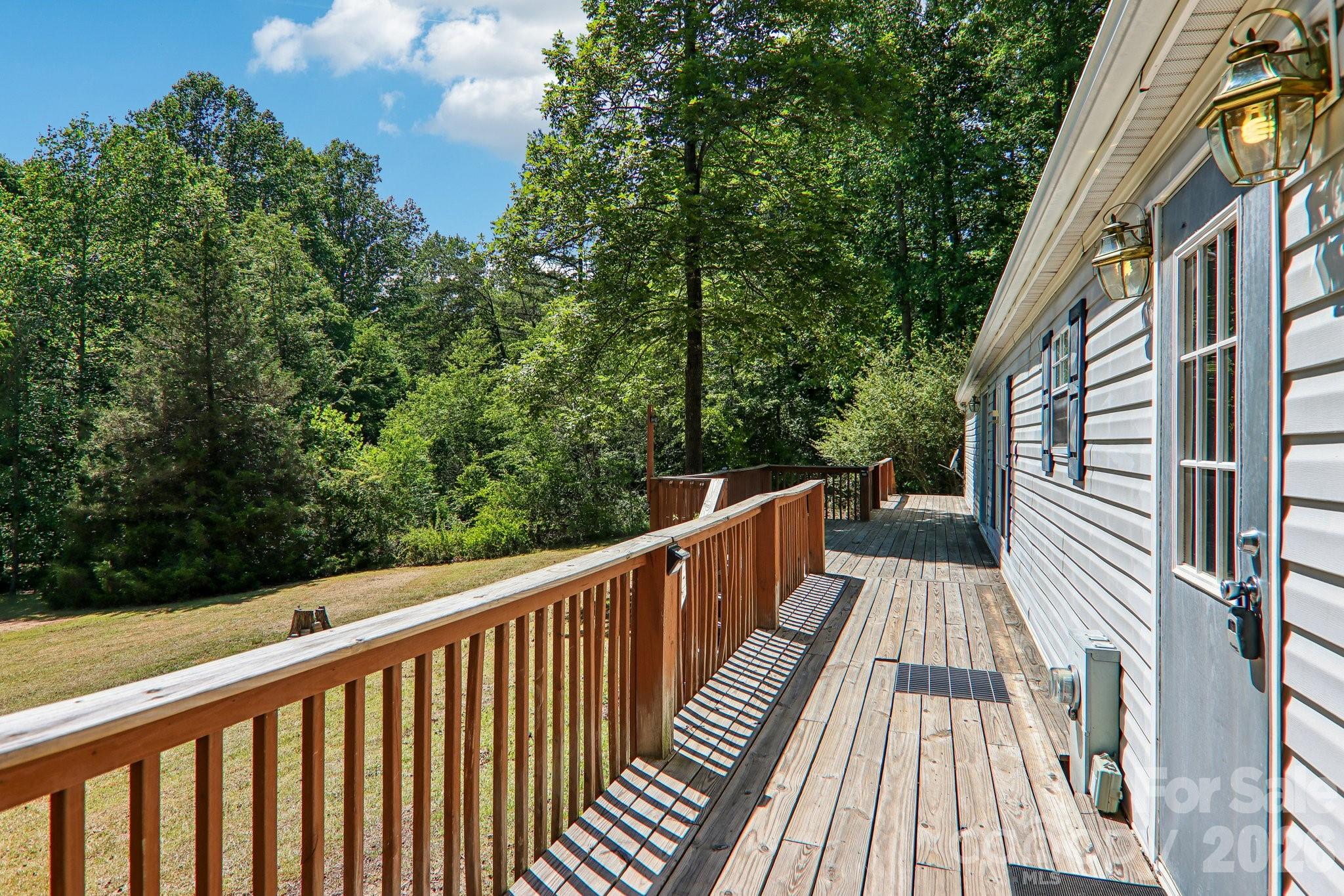 125 Cove Creek Drive Property Photo 39