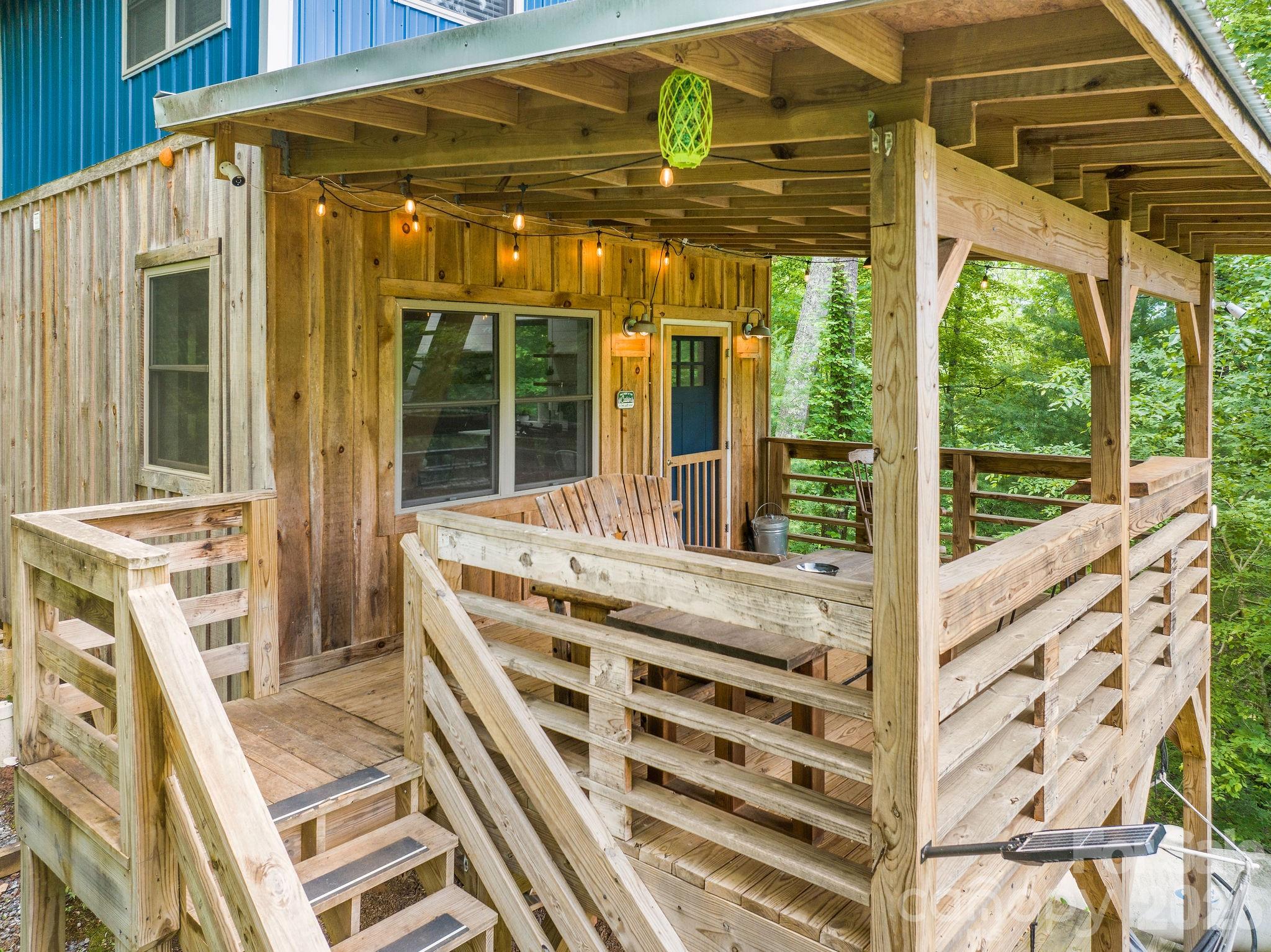 2504 Upper Paw Paw Road Property Photo 3
