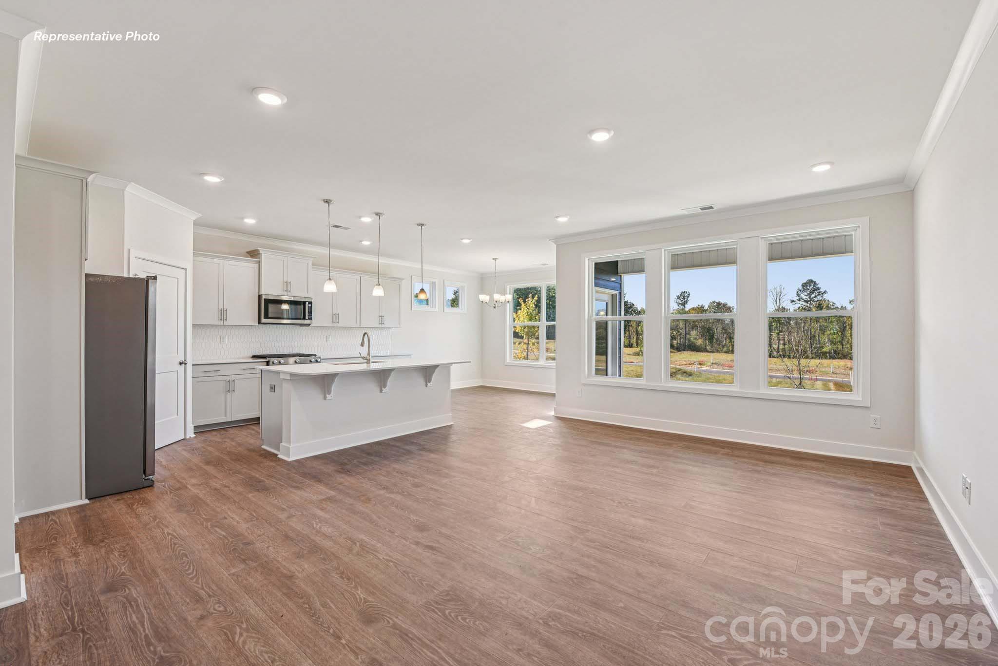 3265 Oberon Street Property Photo 4