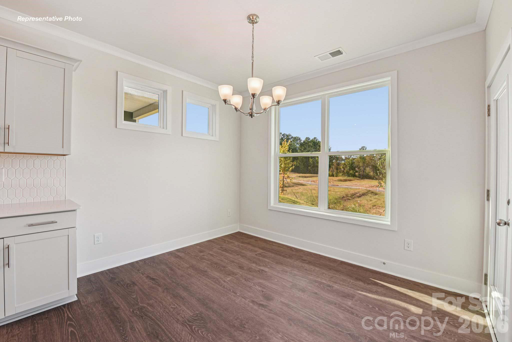 3265 Oberon Street Property Photo 12