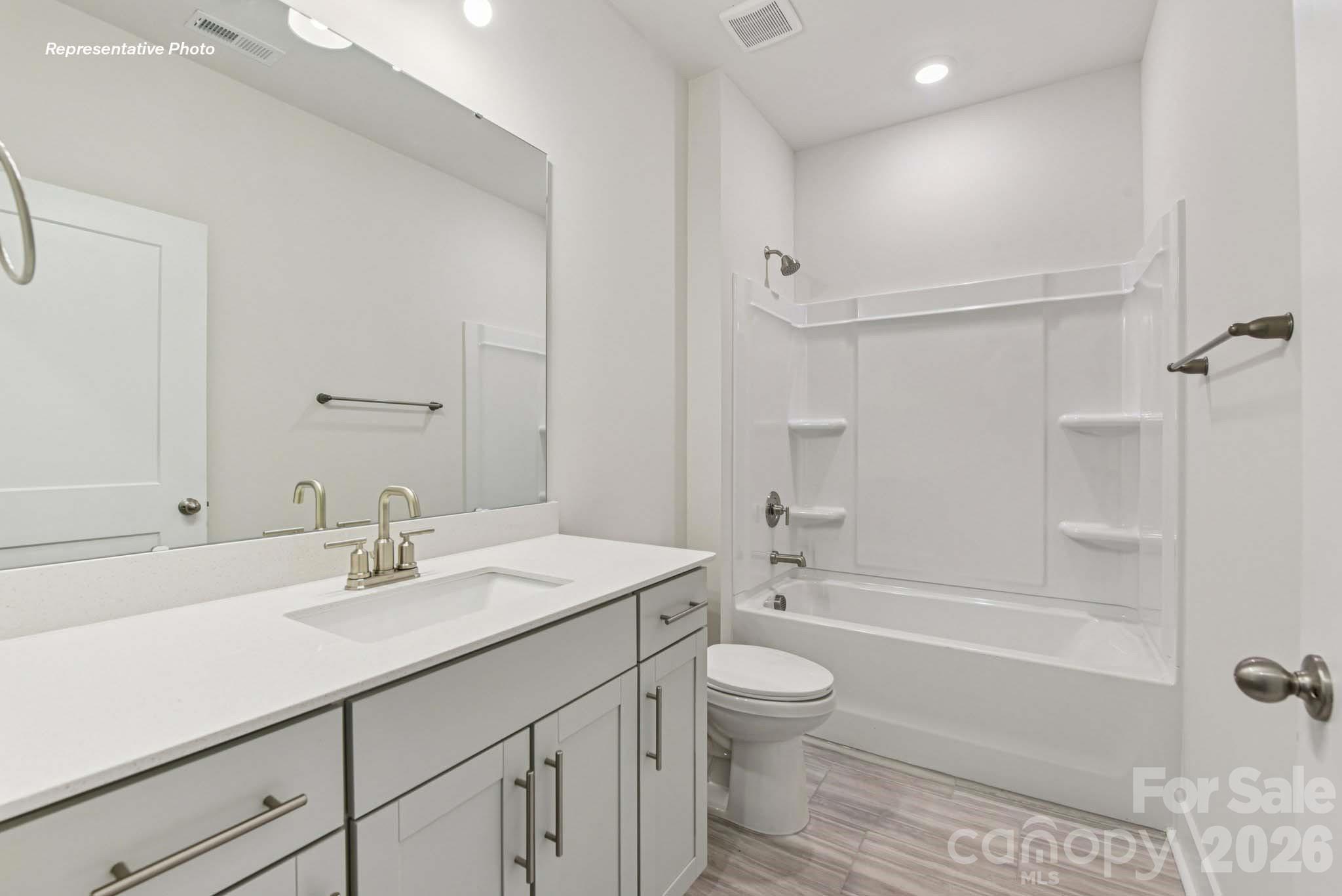 3265 Oberon Street Property Photo 17