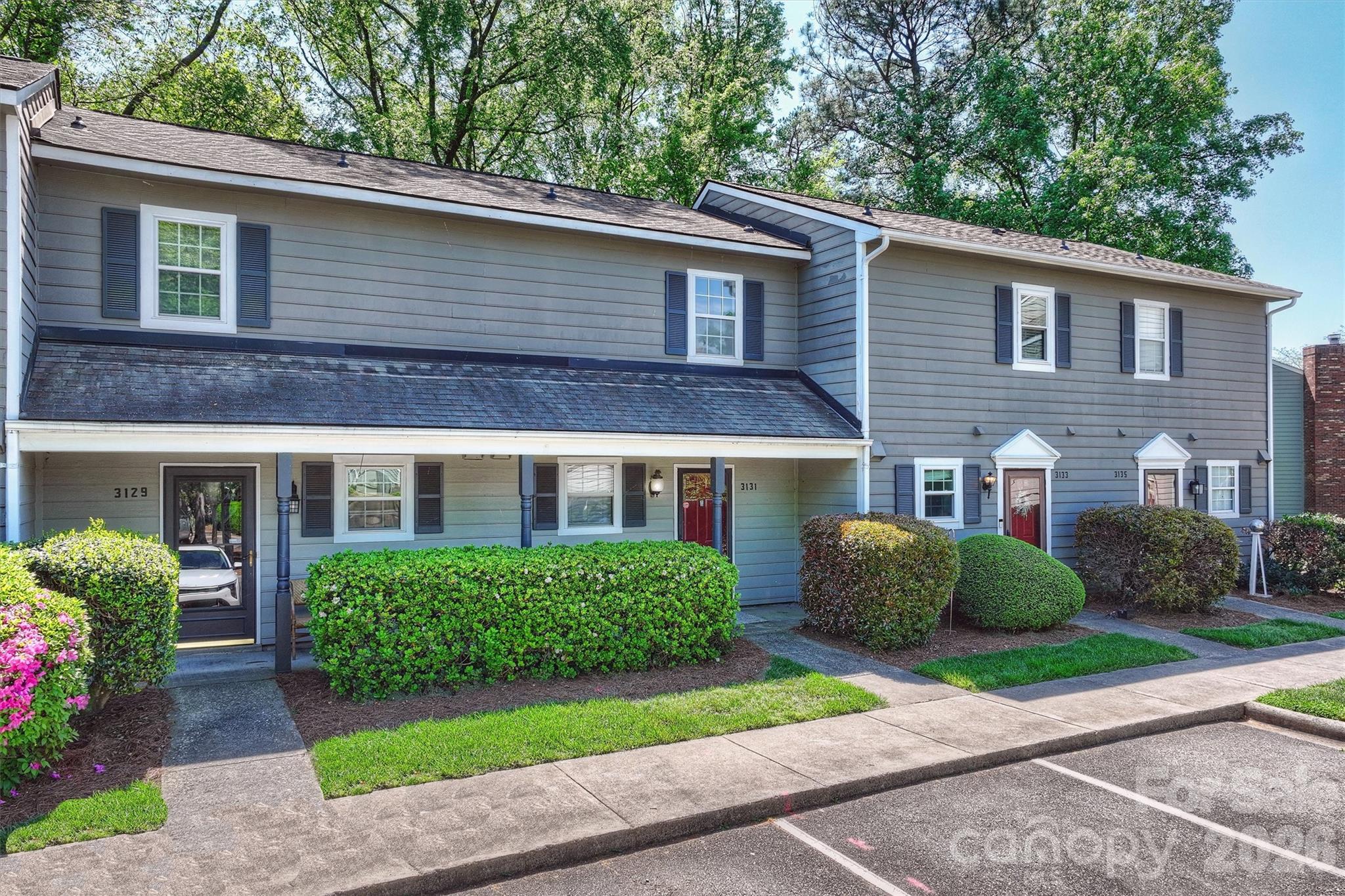 3131 Heathstead Place Property Photo 4