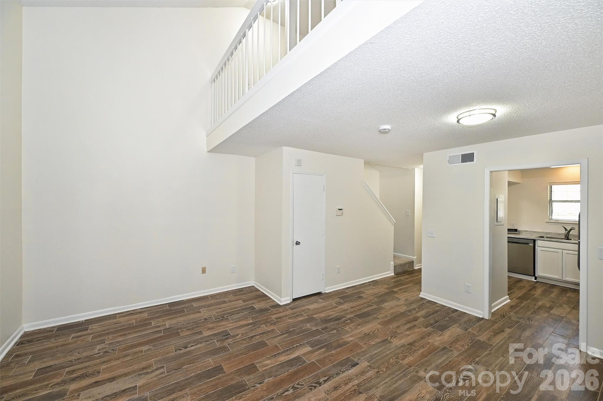 3131 Heathstead Place Property Photo 10