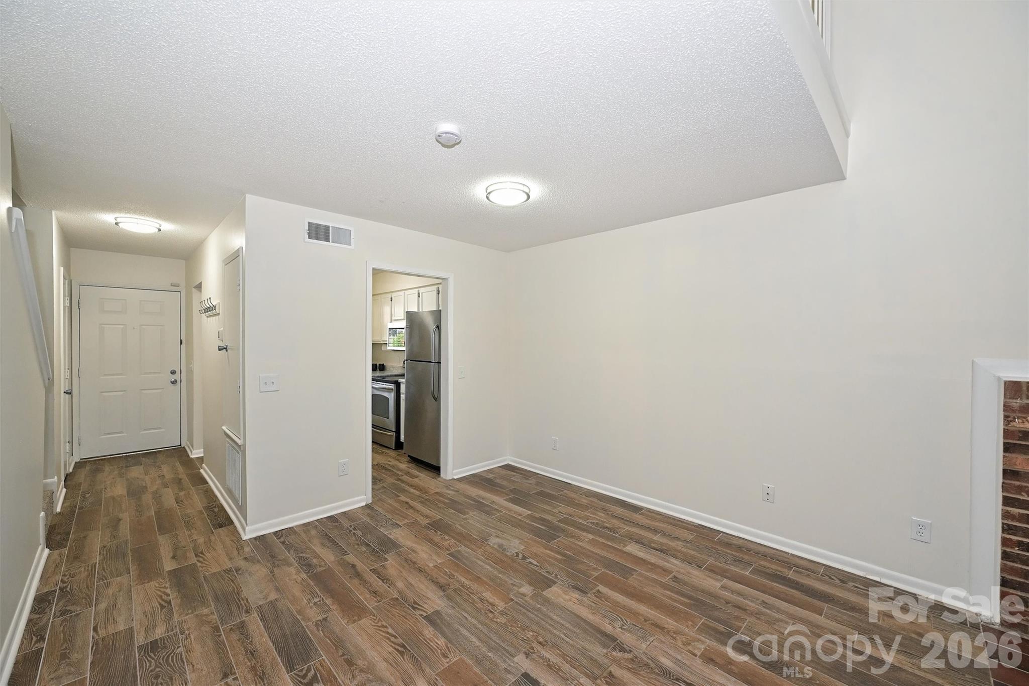 3131 Heathstead Place Property Photo 13