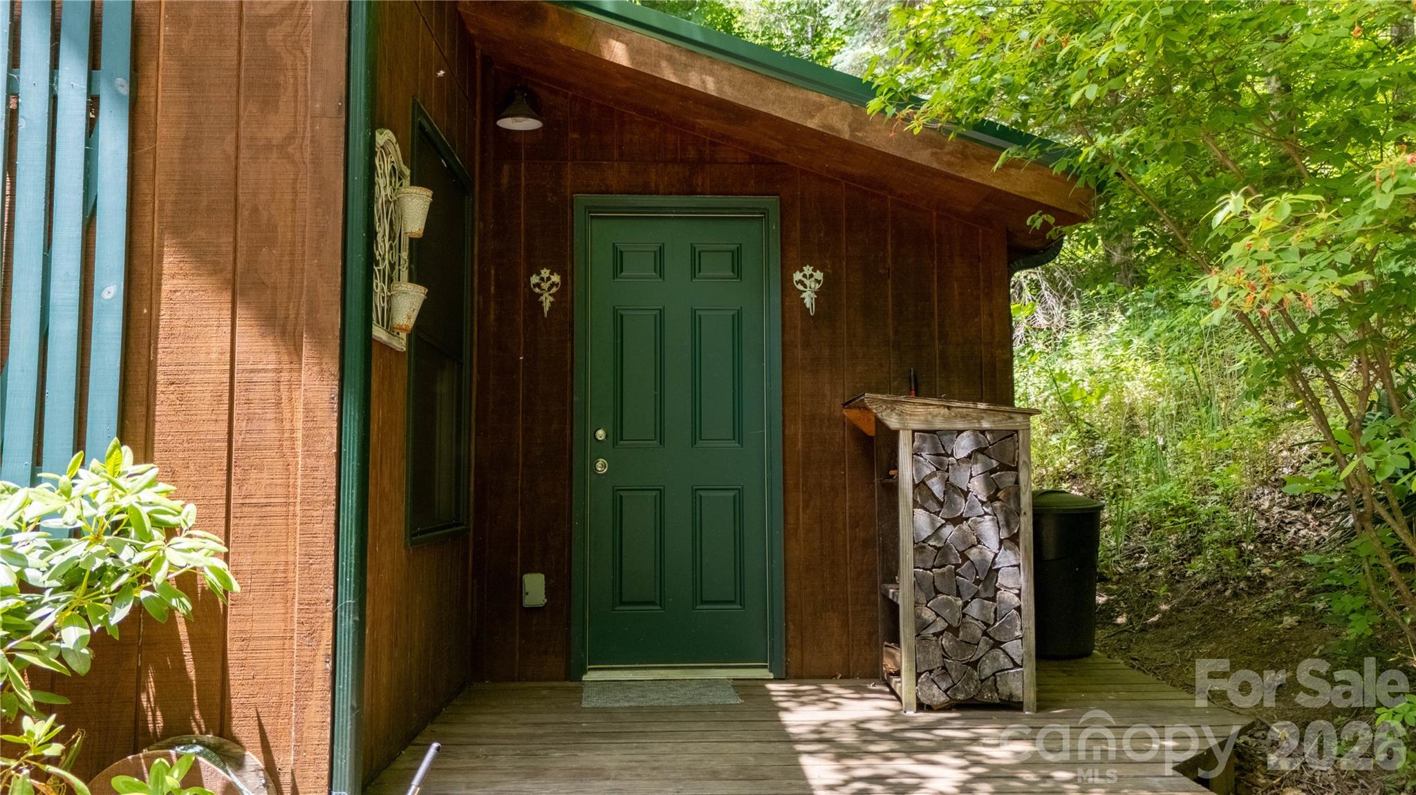 8 Westward Way Property Photo 5