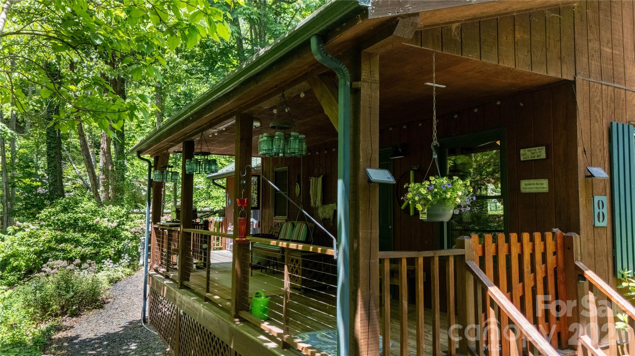 8 Westward Way Property Photo 6