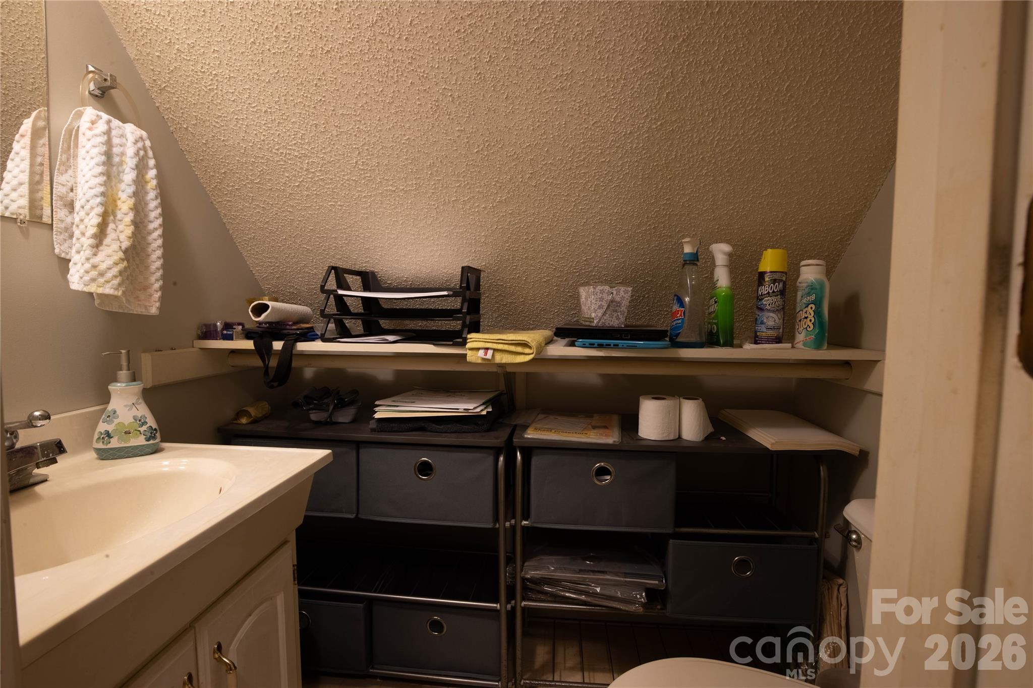 8 Westward Way Property Photo 35