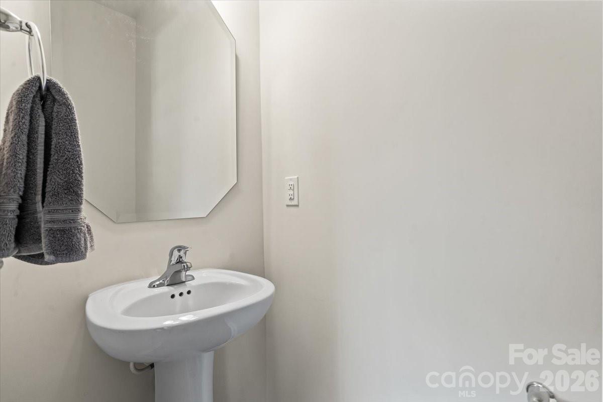 4529 Iron Oak Lane Property Photo 11
