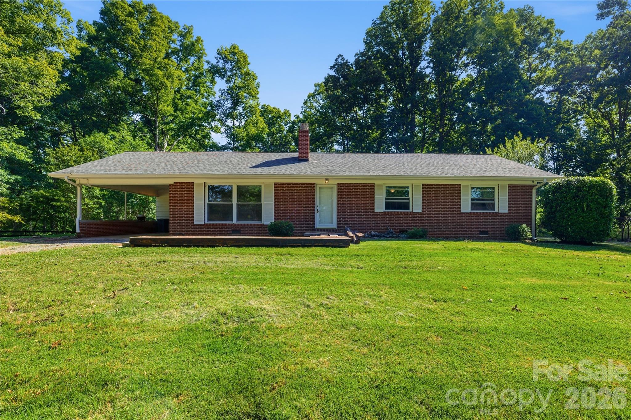 4411 Us 221 Highway Property Photo 1