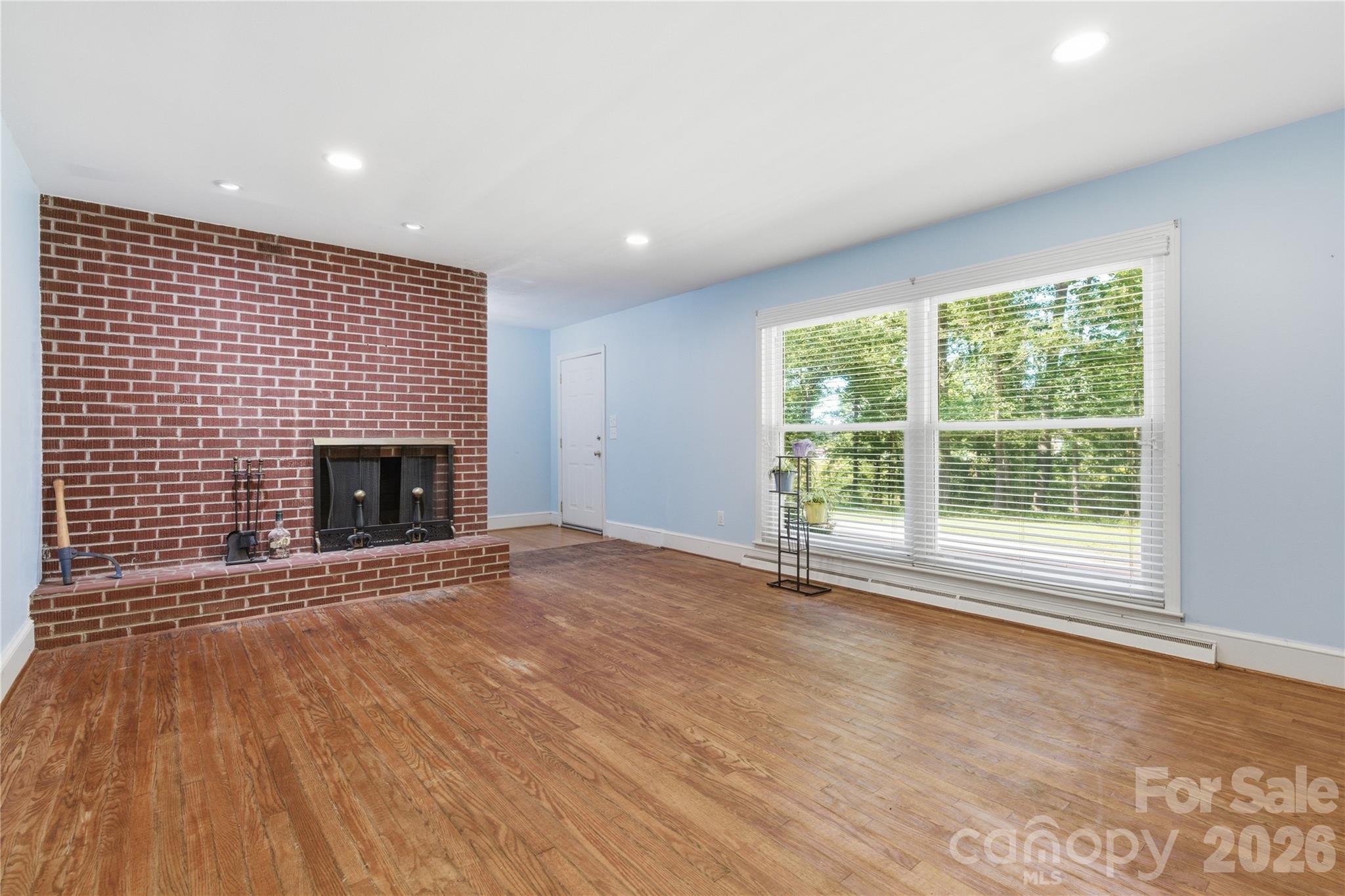 4411 Us 221 Highway Property Photo 2